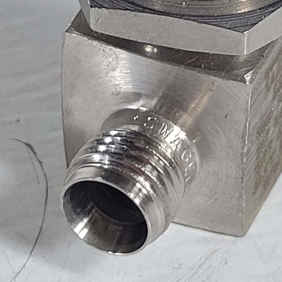 Whitey Swagelok SS-43S4 1/4" Swagelok Fittings 316 SS Ball Valve 3000 PSI