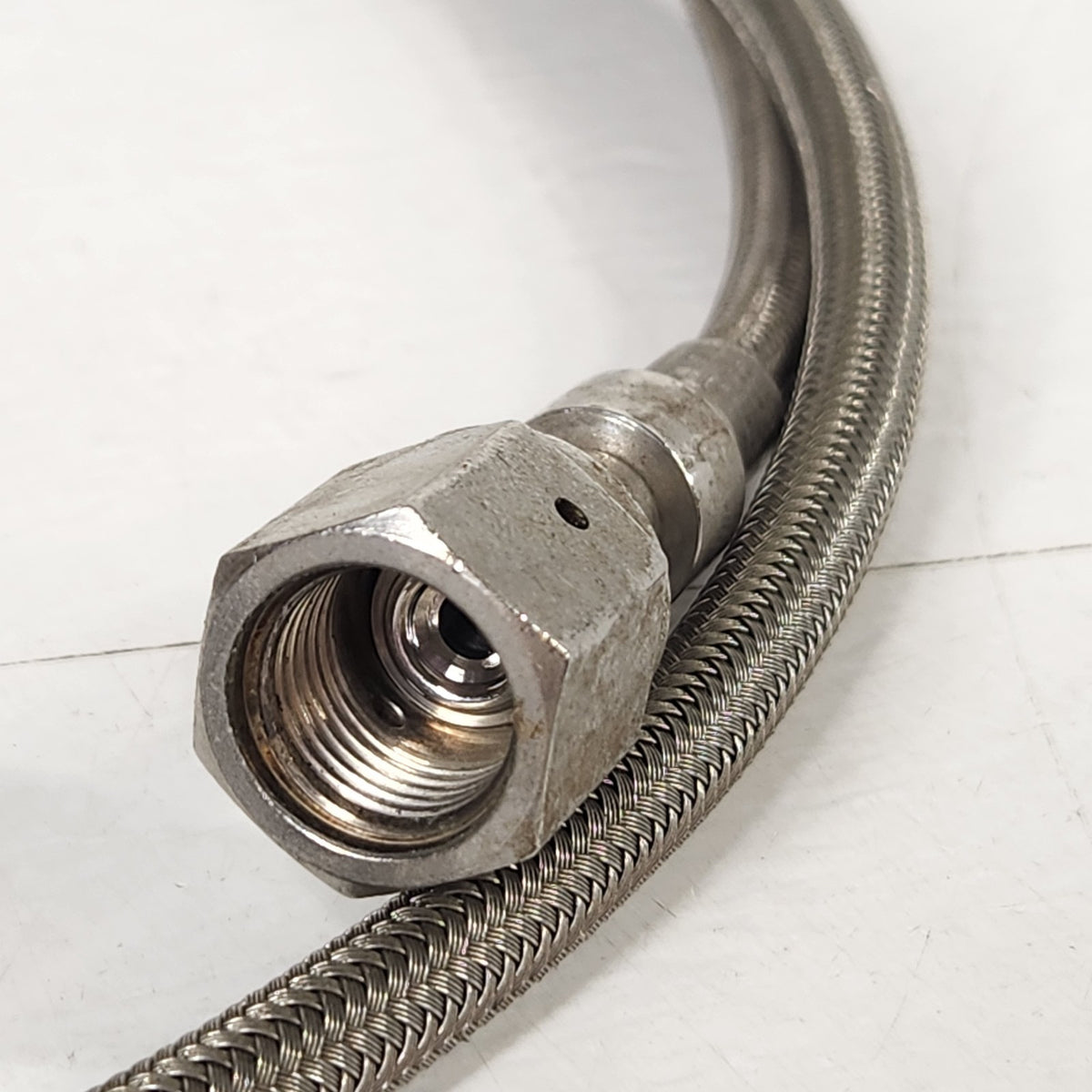 Cajon 6ft Stainless Steel Braided Flexible Hose 1/4" Female VCR Both Ends