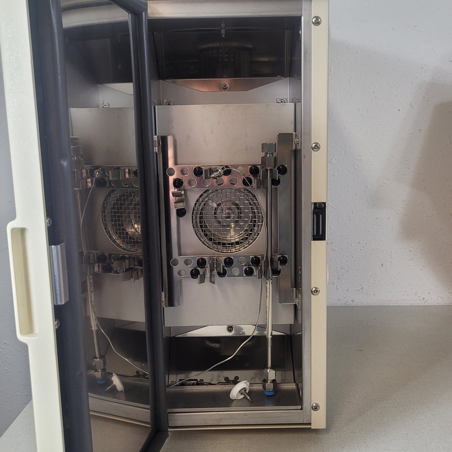 Tested Shimadzu CTO-6A HPLC Column Oven 115V 300VA 50/60Hz Liquid Chromatography