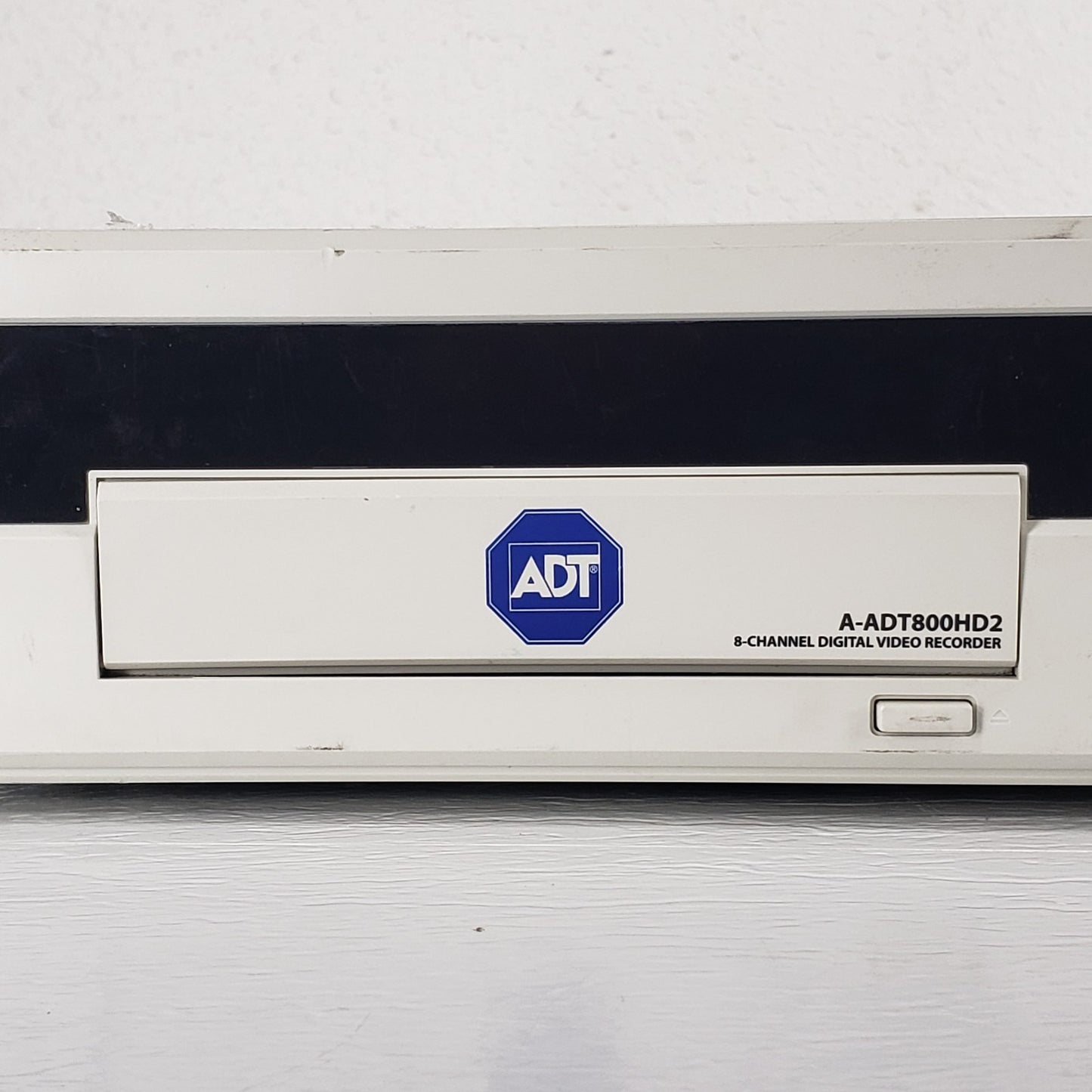 FOR PARTS ONLY/NOT WORKING ADT A-ADT800HD2 8-Channel Video Recorder