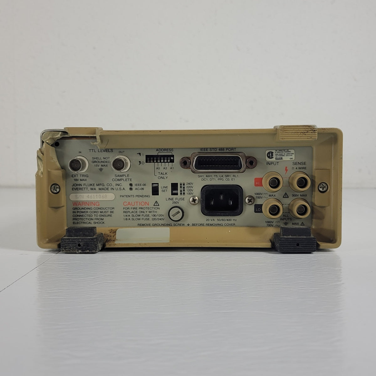 Fluke 8840A 5.5-Digit Benchtop Digital Multimeter DMM Tested Self-Test Pass