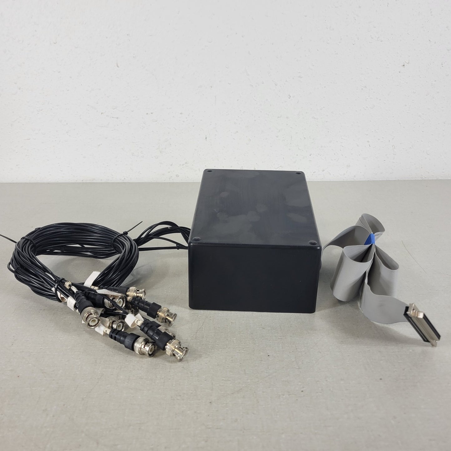 National Instrument CB-68LP Board Interface Box w/182482A-01 Ribbon & BNC Cables