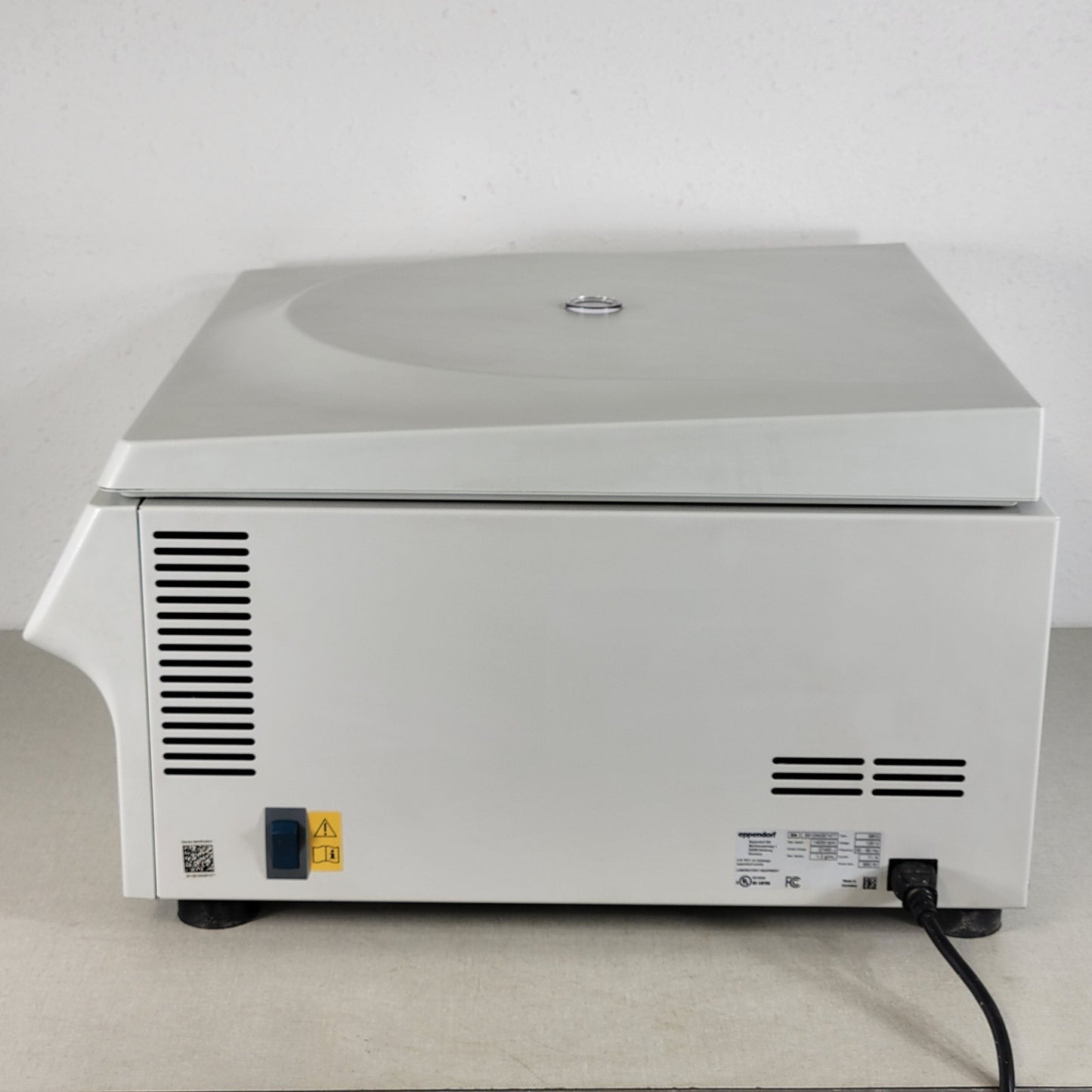 SPIN-TESTED Eppendorf 5810 Benchtop Centrifuge S-4-104 Rotor & Buckets 3900RPM