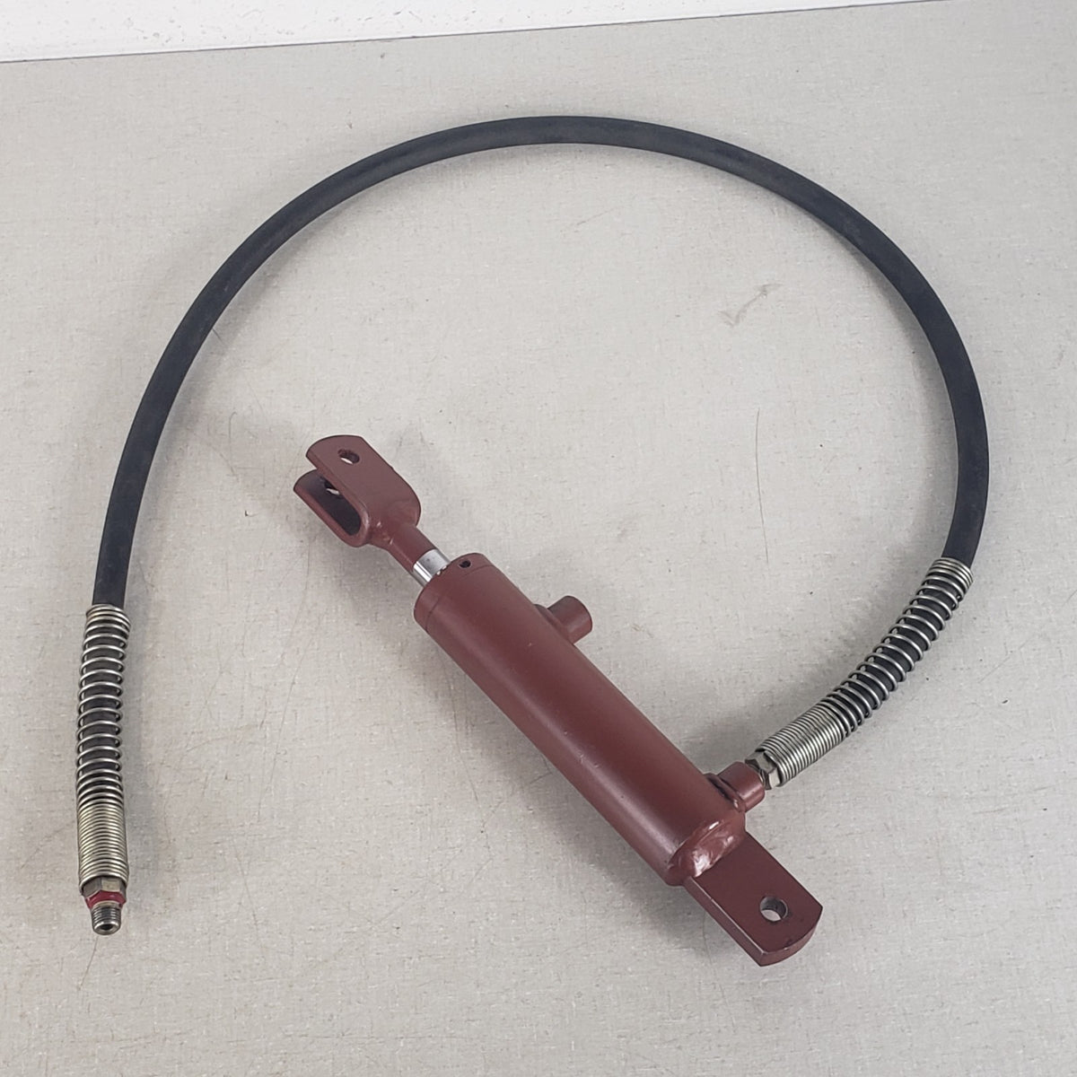 Hydraulic Cylinder Ram w/ 10,000 PSI Hose Clevis Mounts Red Untested