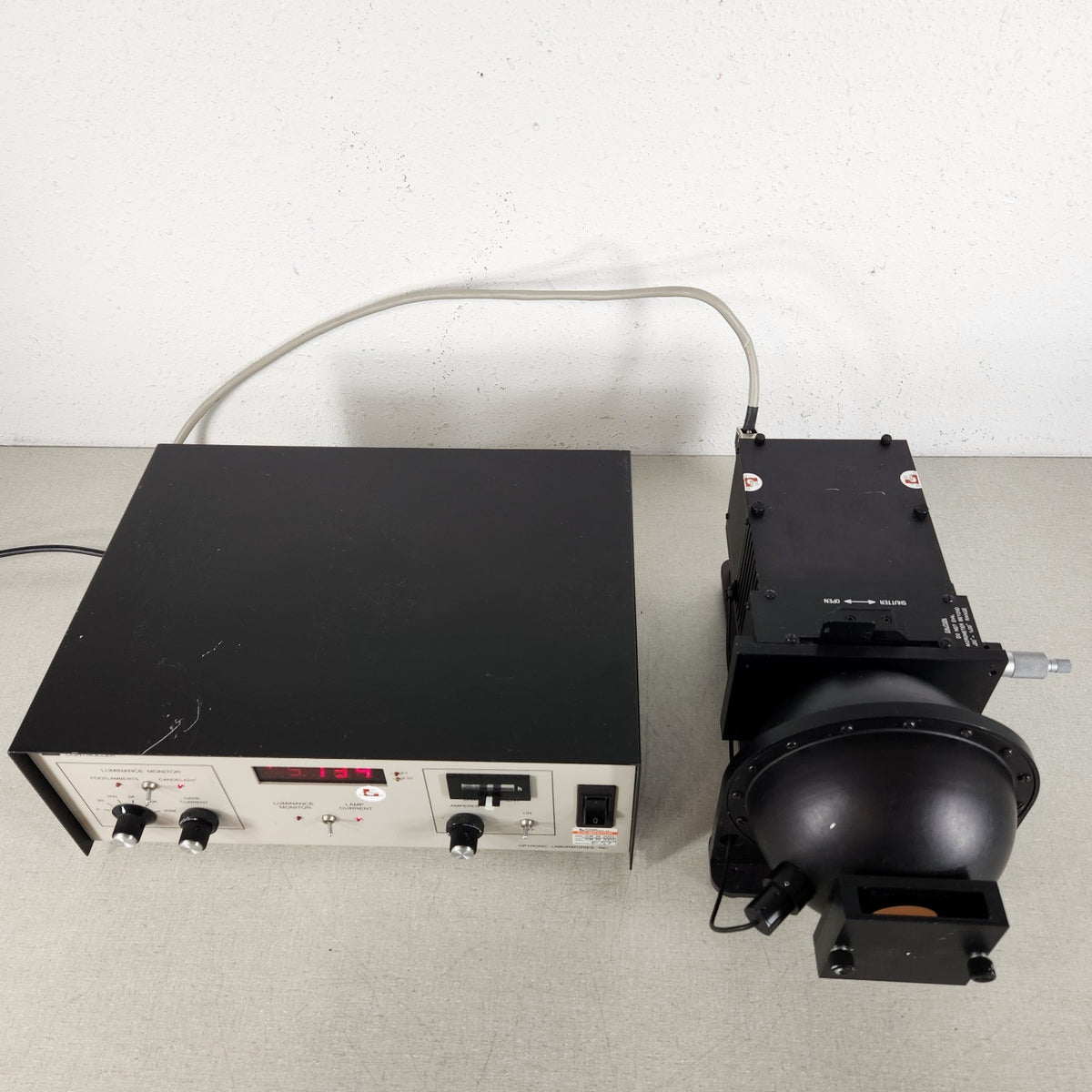 TESTED Optronic Labs 450 Controller 455-6-1 Luminance Calibration Source