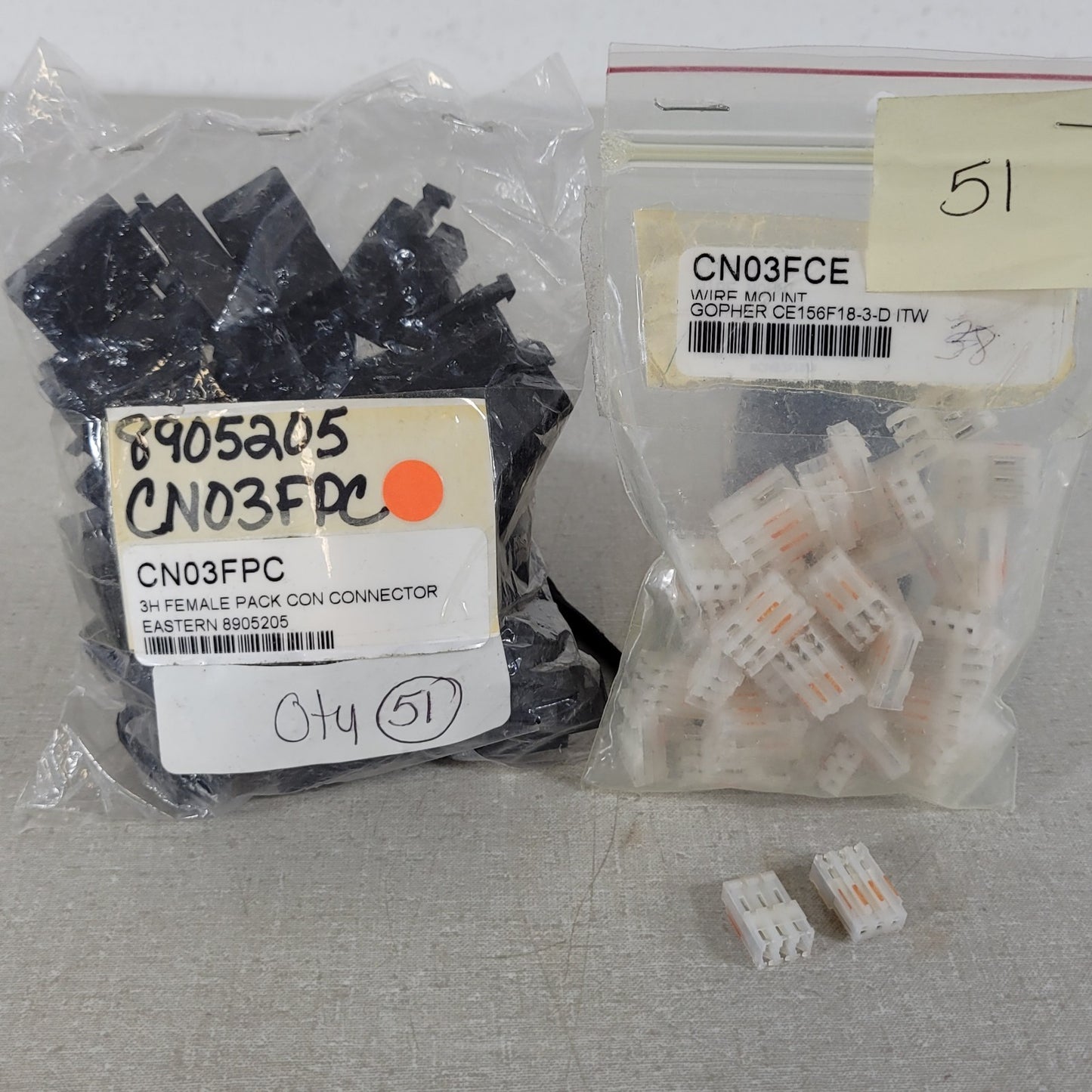 Large Mixed Lot Molex Electronic Connector Housings Plugs Terminals & Sockets