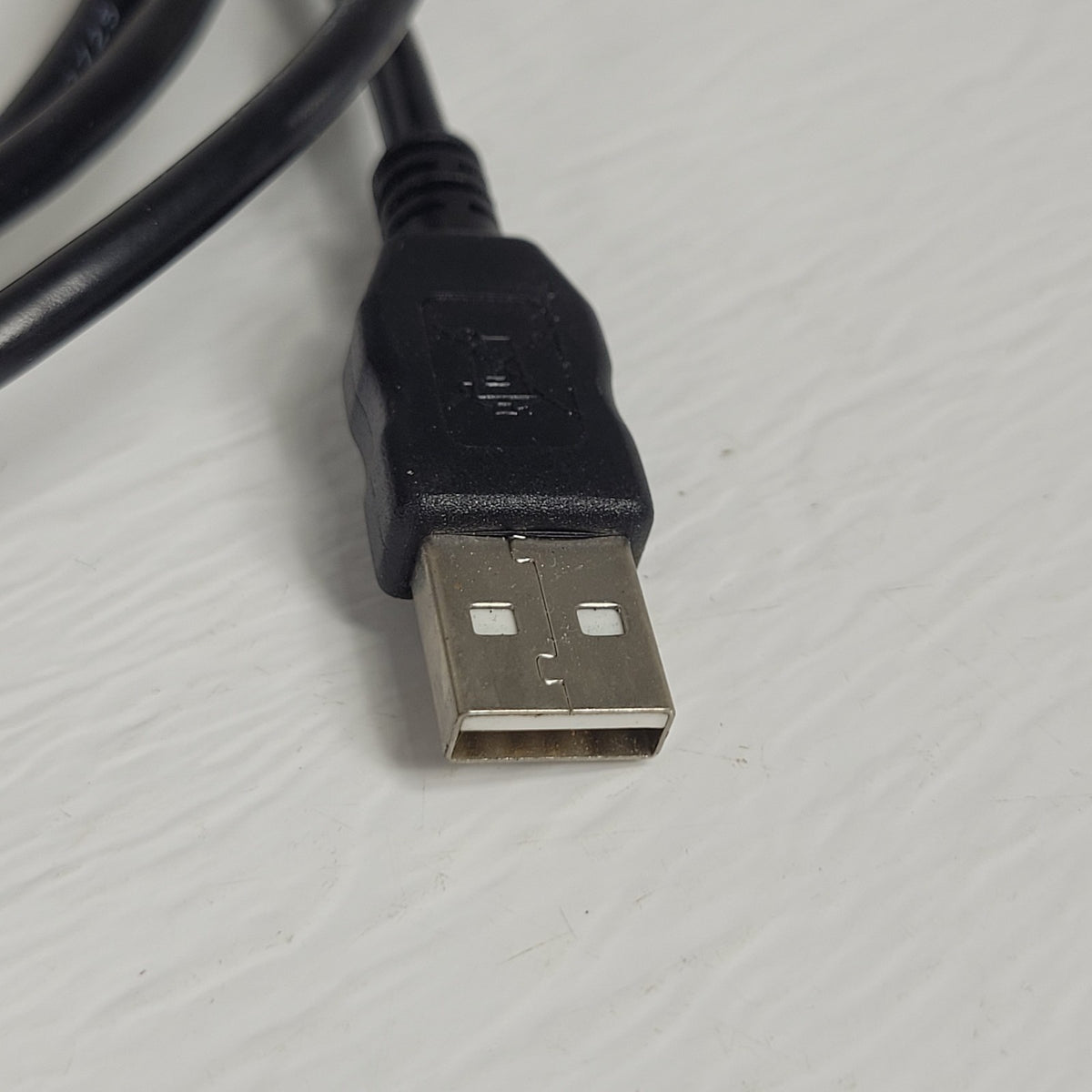 National Instruments NI 140254A-02 USB 2.0 Host-to-Host Bridge Cable 2m