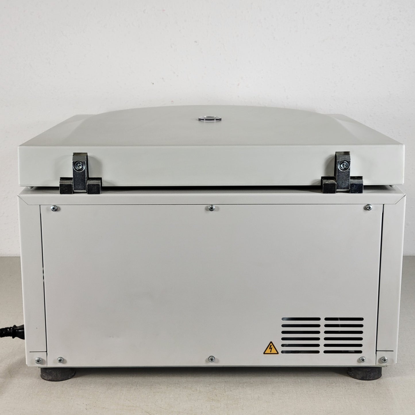 SPIN-TESTED Eppendorf 5810 Benchtop Centrifuge S-4-104 Rotor & Buckets 3900RPM