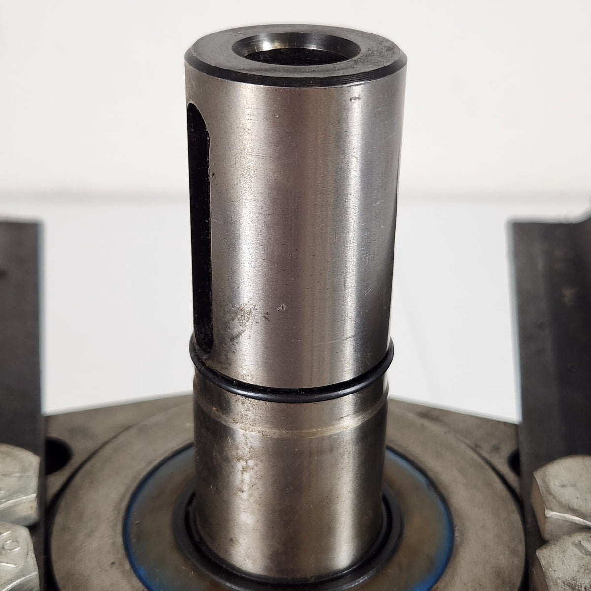 White CC 203 69 Roller Stator Orbital Hydraulic Motor UNTESTED