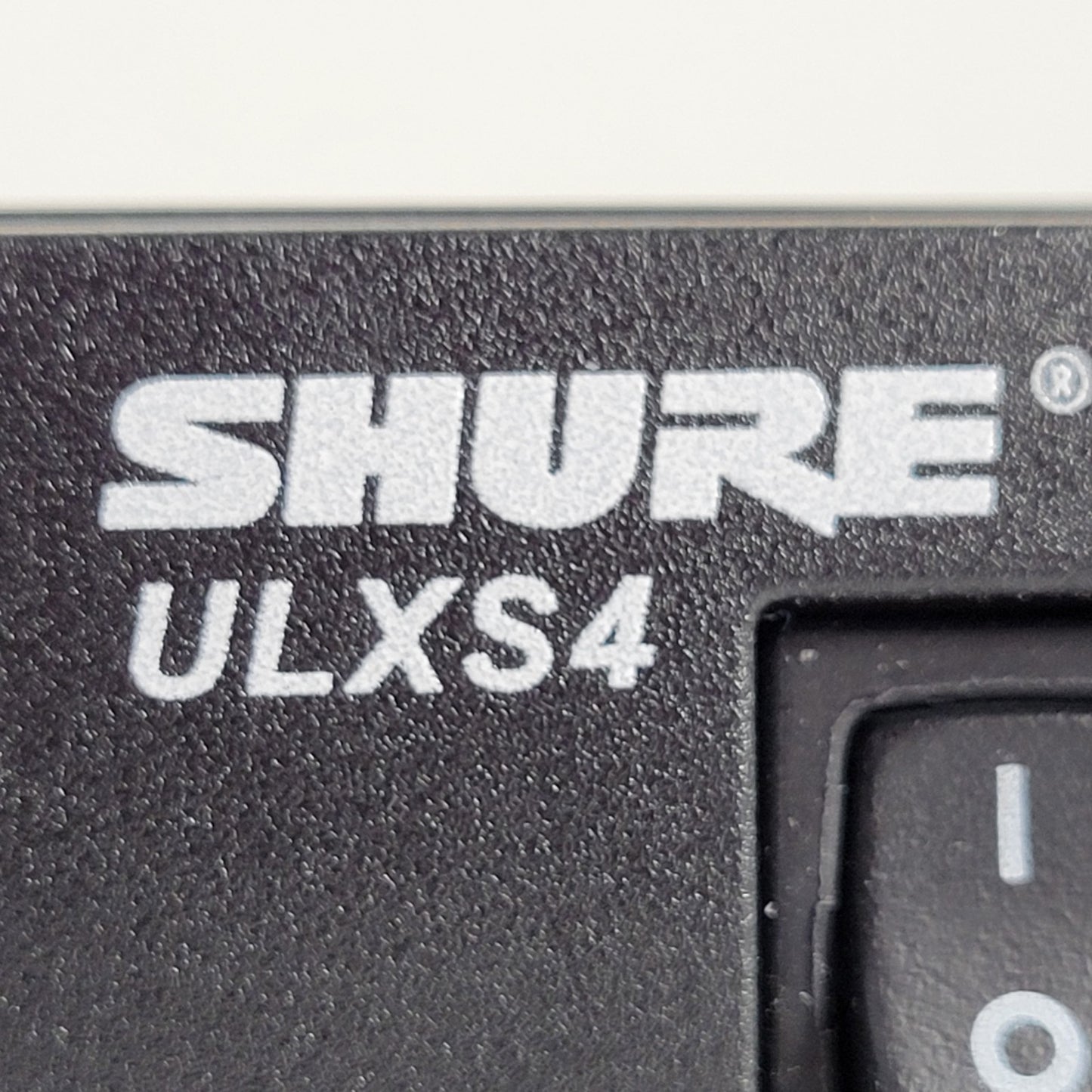 SHURE Wireless Controller ULXS4 G3 470-506MHz, No Antenna or Power Supply