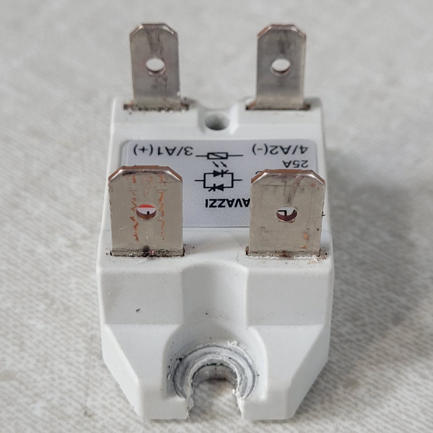 Set of 2 Carlo Gavazzi RF1A23D25 AC Solid State Relays 18-28.8VDC 230VAC 25A