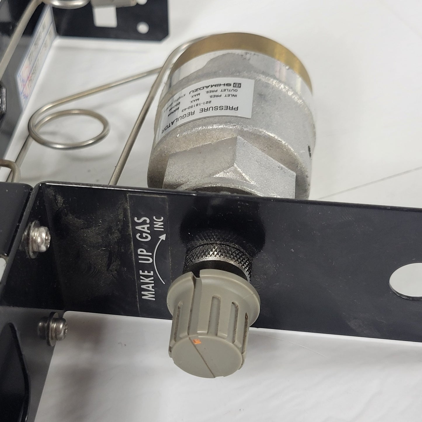 Shimadzu 221-75049-44 Make Up Gas Regulator & Pressure Gauge 221-18150-43 Assy