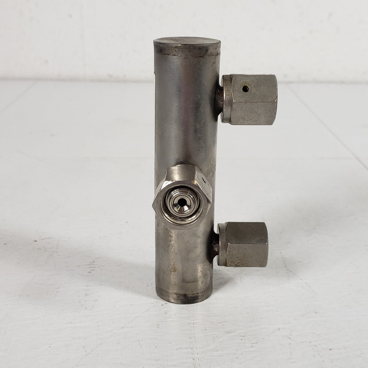 3-Port Stainless Steel Gas Vacuum Manifold 1/4" Female VCR Face Seal Connections