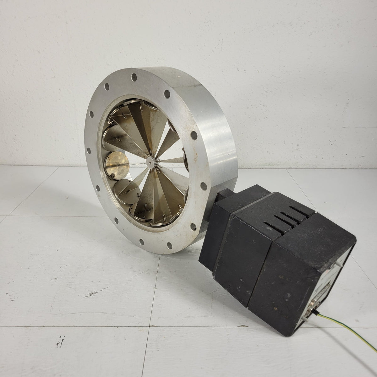 TESTED MKS 153D VQ-200-ISO-U-MK Vari-Q DN200 Vacuum Throttle Valve RS232