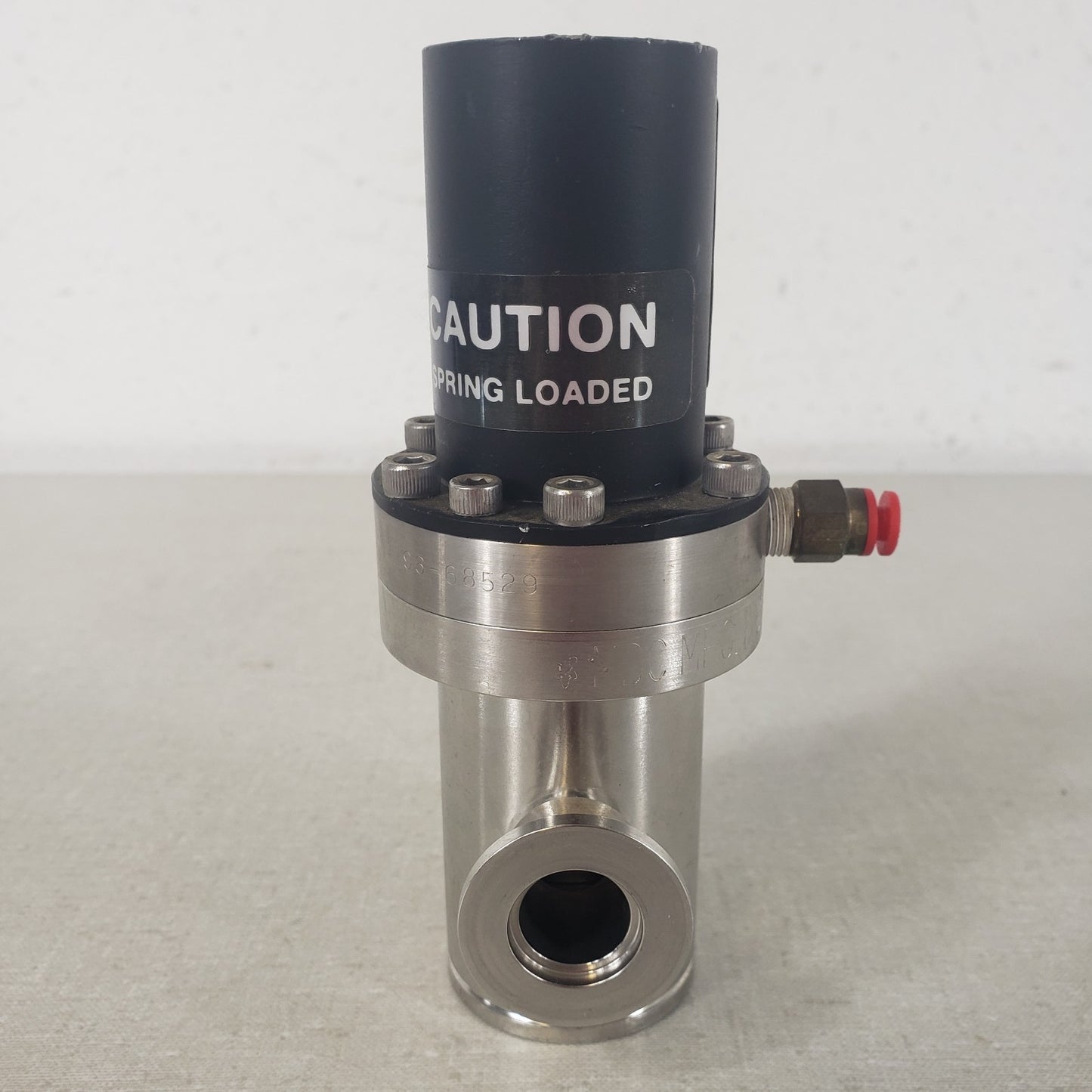 MDC Precision KIV-075-P 321052 Pneumatic Inline Vacuum Valve KF16 NW16