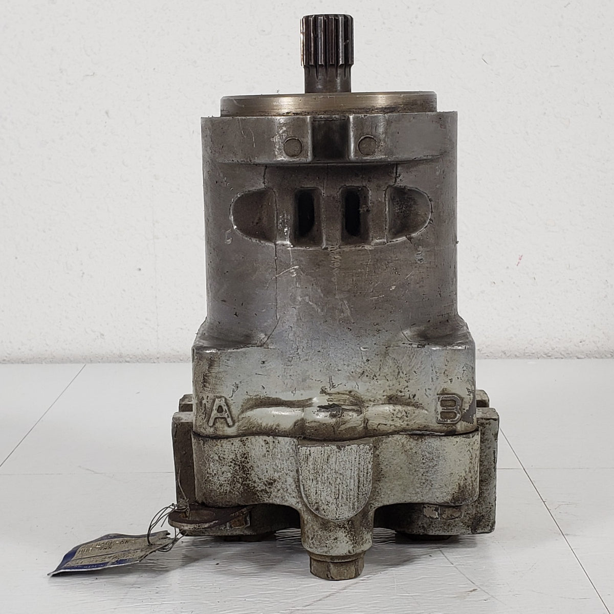Sauer Sundstrand MMF046CAKBBBNNN M46 46cc Fixed Hydraulic Piston Motor Untested