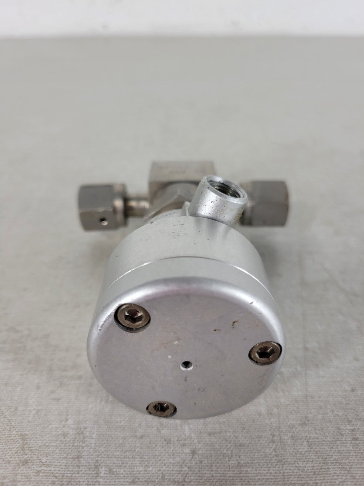 Swagelok NUPRO SS-4BK-1C-9AGAA Stainless Steel Bellows Sealed Valve 1/4" Fitting