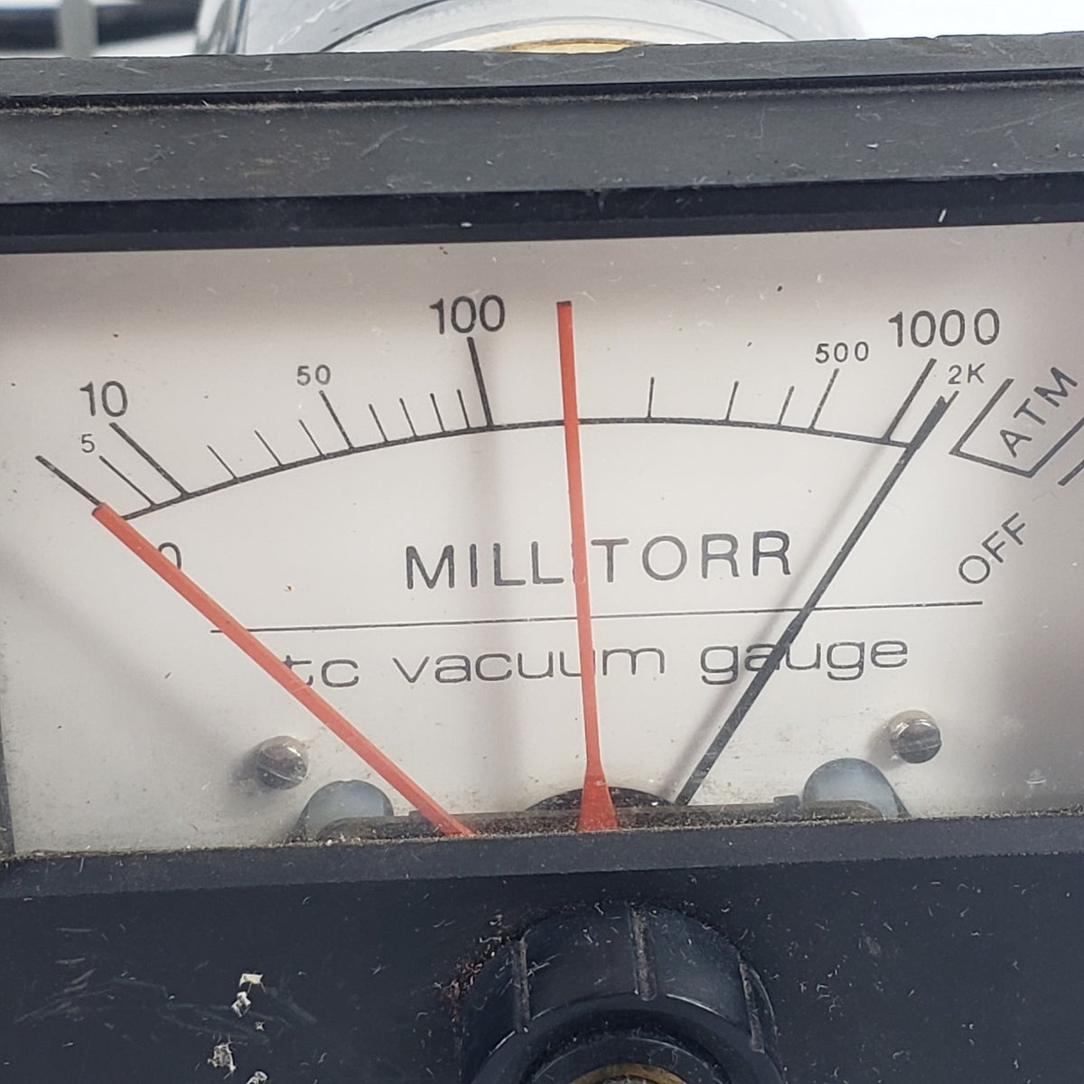 Varian NRC 810-2 Thermocouple Vacuum Gauge Controller w/ Power Sensor Cables