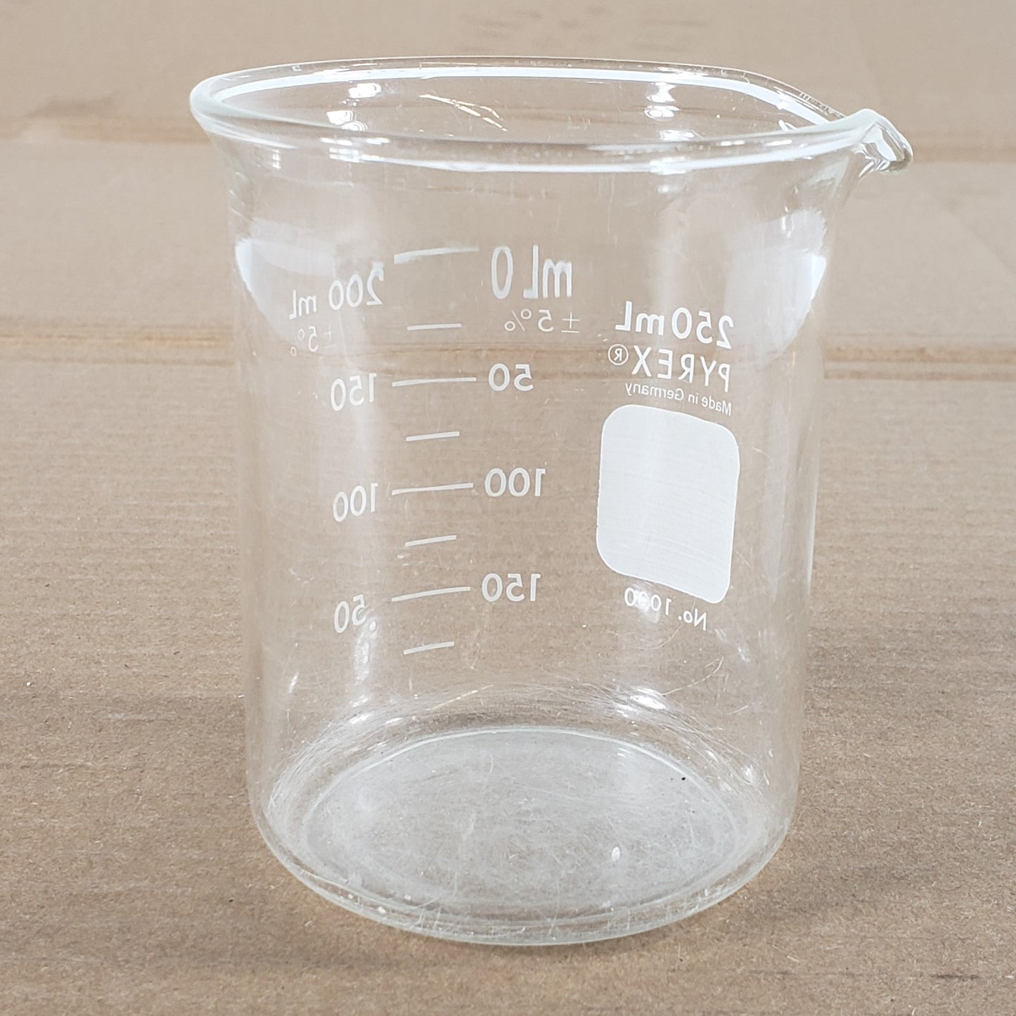Lot Of 5 Pyrex/VWR/Kimble Kimax No. 1000-250/89000-204/14000R 250mL Beakers