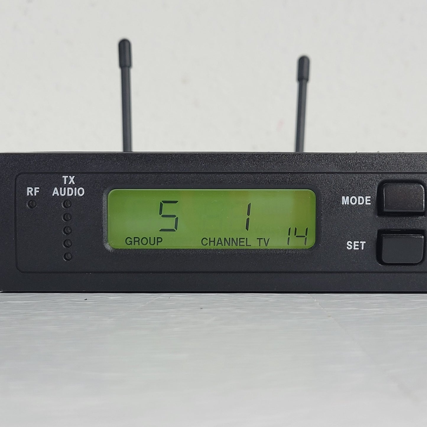 Shure ULXS4-G3 Wireless Receiver w/ ULX1-G3 Bodypack 470-506MHz