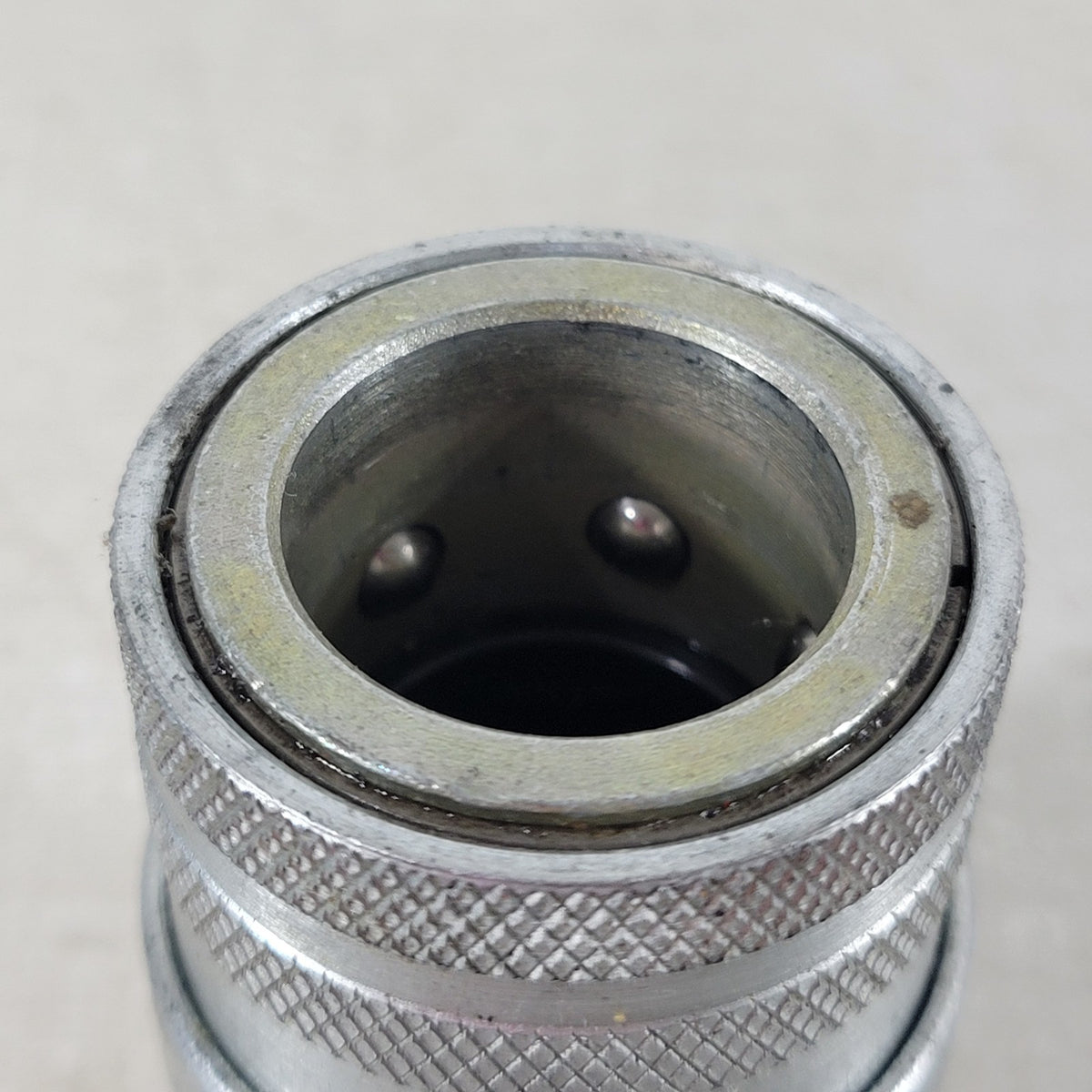 Parker Pioneer 15/16" Hydraulic Quick Connect Coupler Female Socket Steel 1111