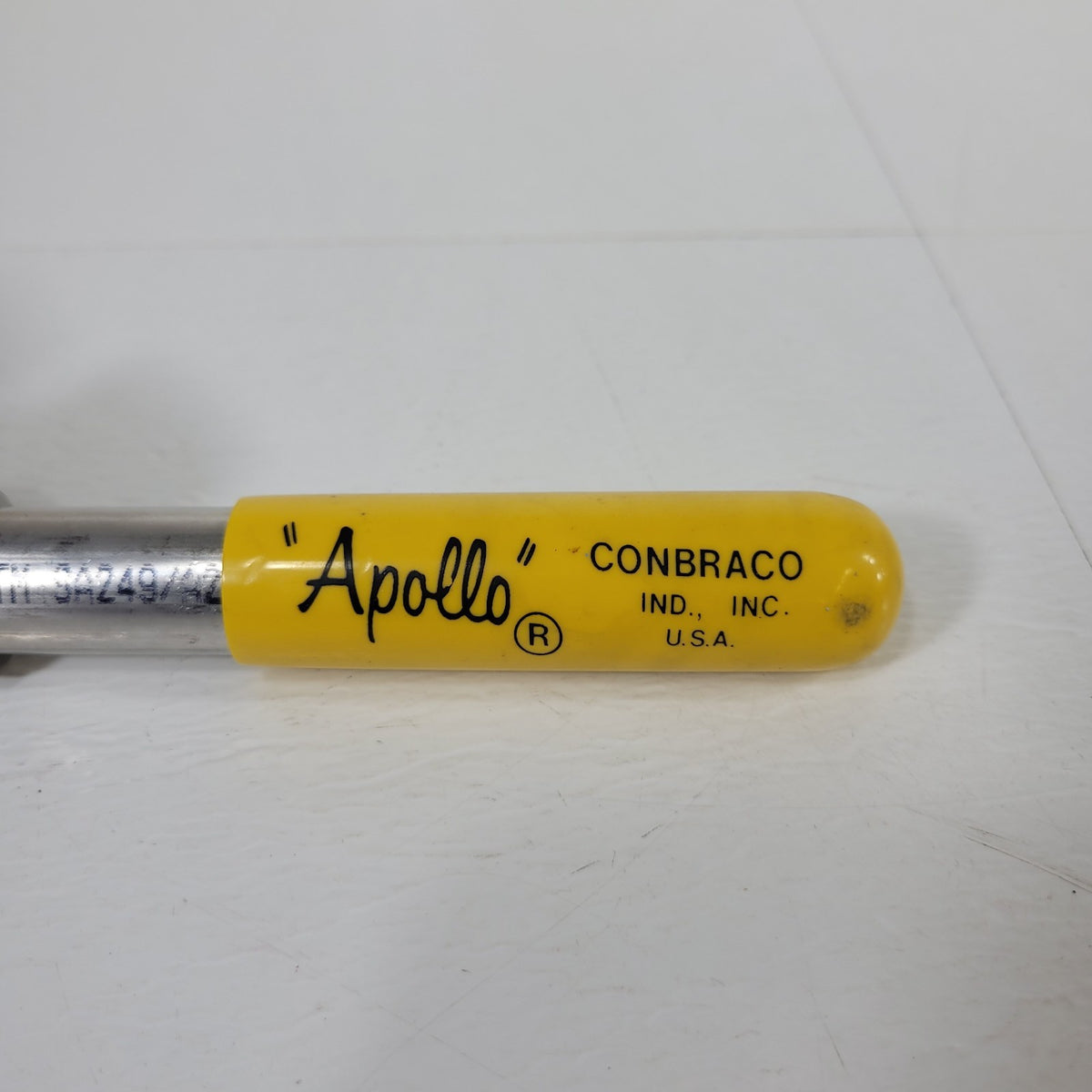 Apollo 76-106-01 1-1/4" CF8M Stainless Steel Ball Valve 1500 WOG NPT USA