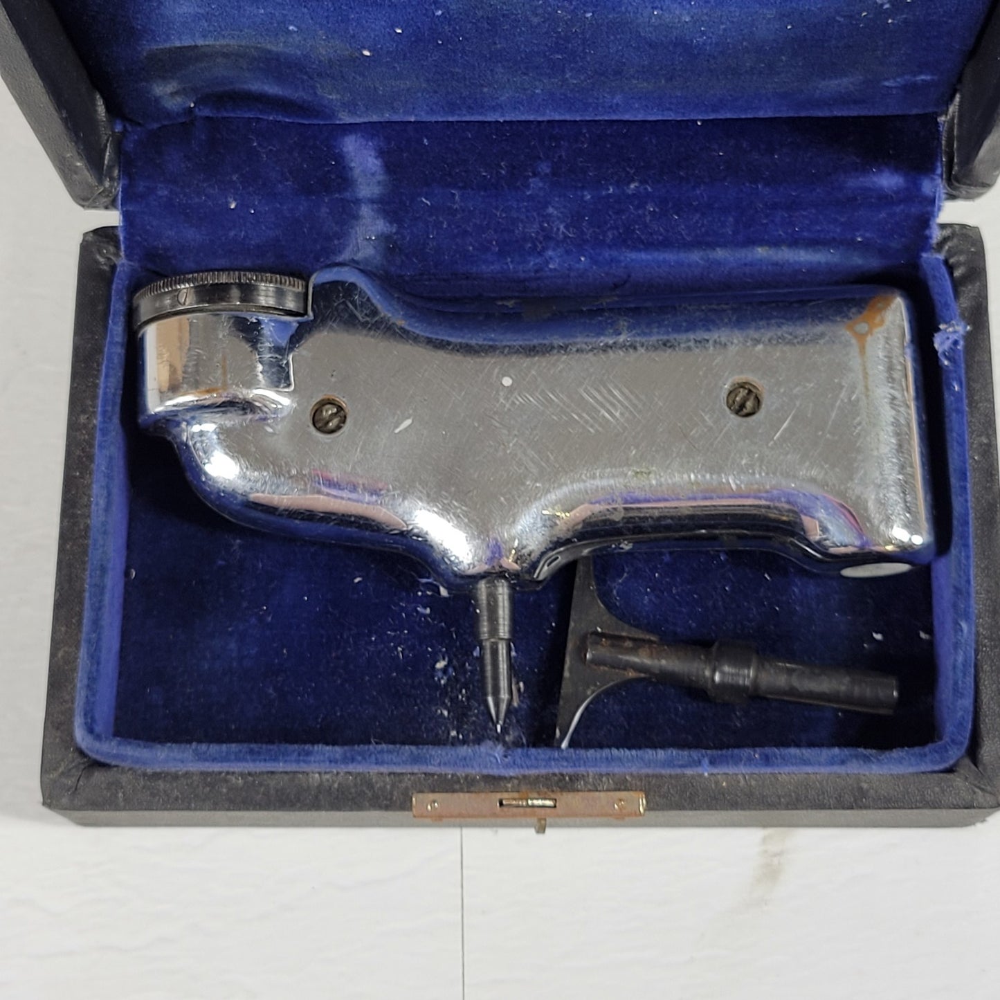 BARBER-COLMAN The Barcol Impressor, Includes Accessory and Original Case