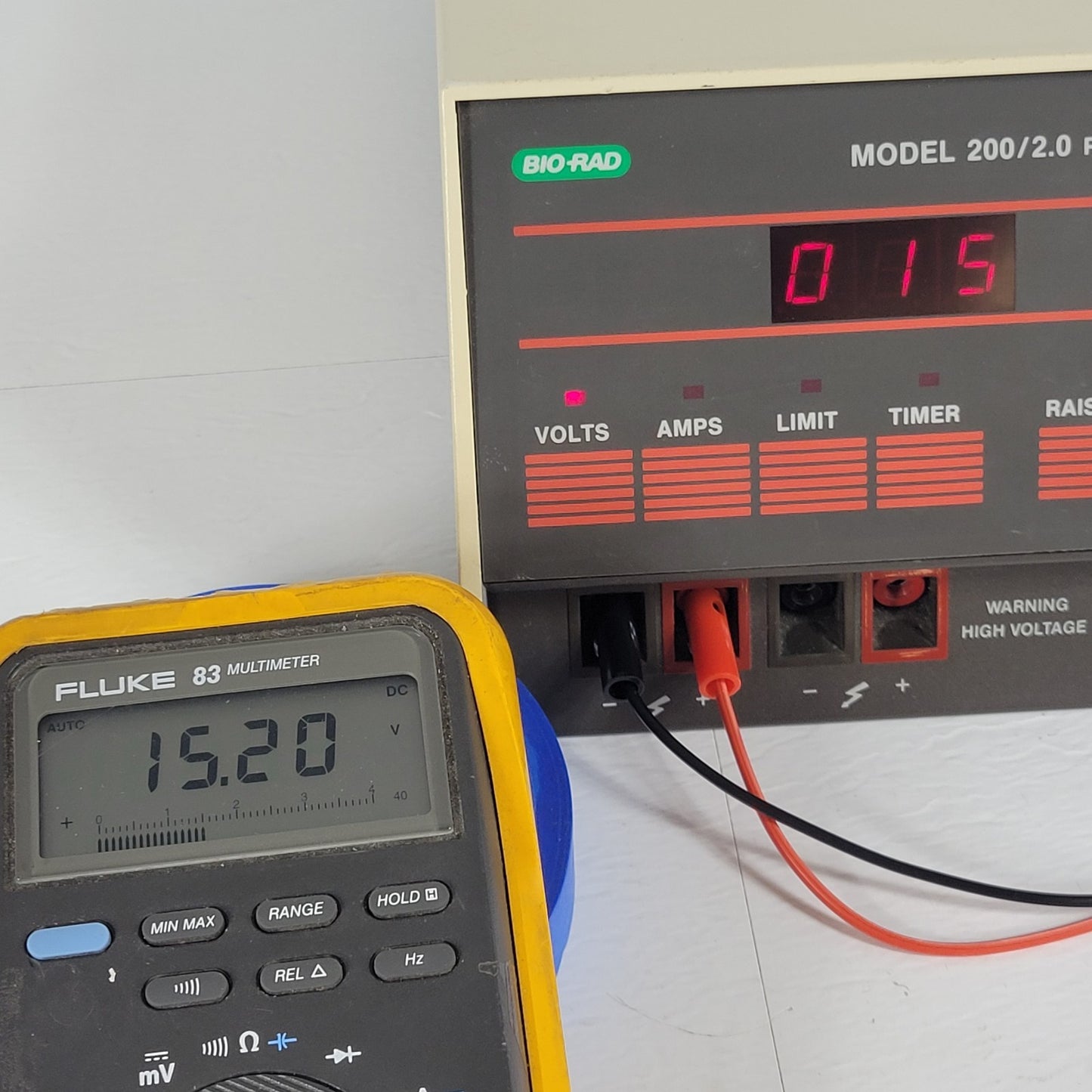 TESTED BIORAD Model 200/2.0 Electrophoresis Power Supply, 5-200V, 0.01-2.0A