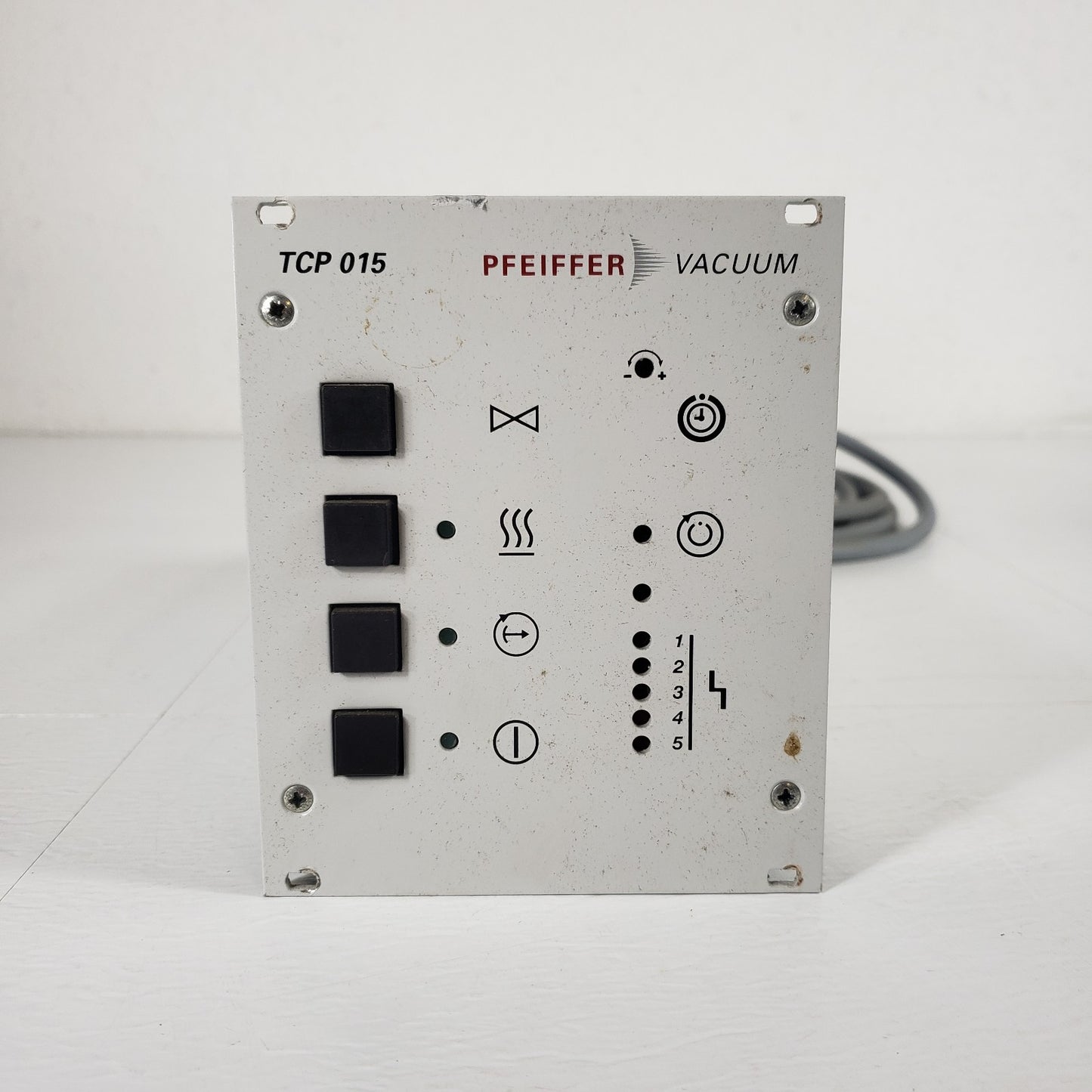 TESTED to E-6 Pfeiffer TMU-065 Turbomolecular Pump Ultra High Vacuum w/ TCP-015