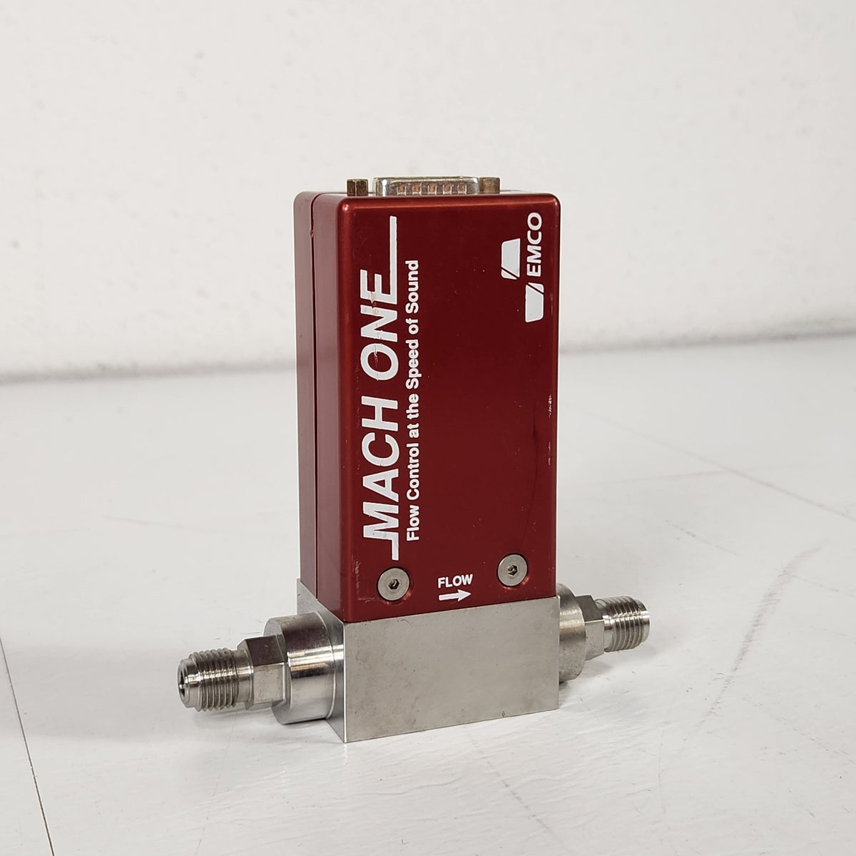 EMCO Mach One M1-10-25-01-01-00 100 SCCM Argon Mass Flow Controller MFC