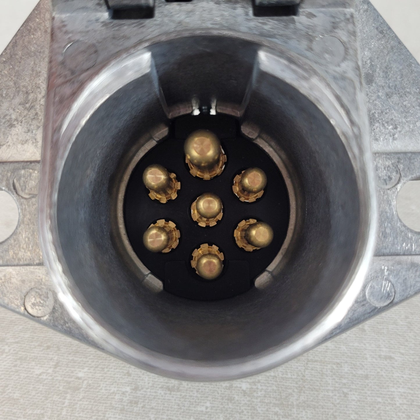 2 Units Pollak 11-720 SAE J560 7-Pole Heavy-Duty Die-Cast Truck Trailer Socket
