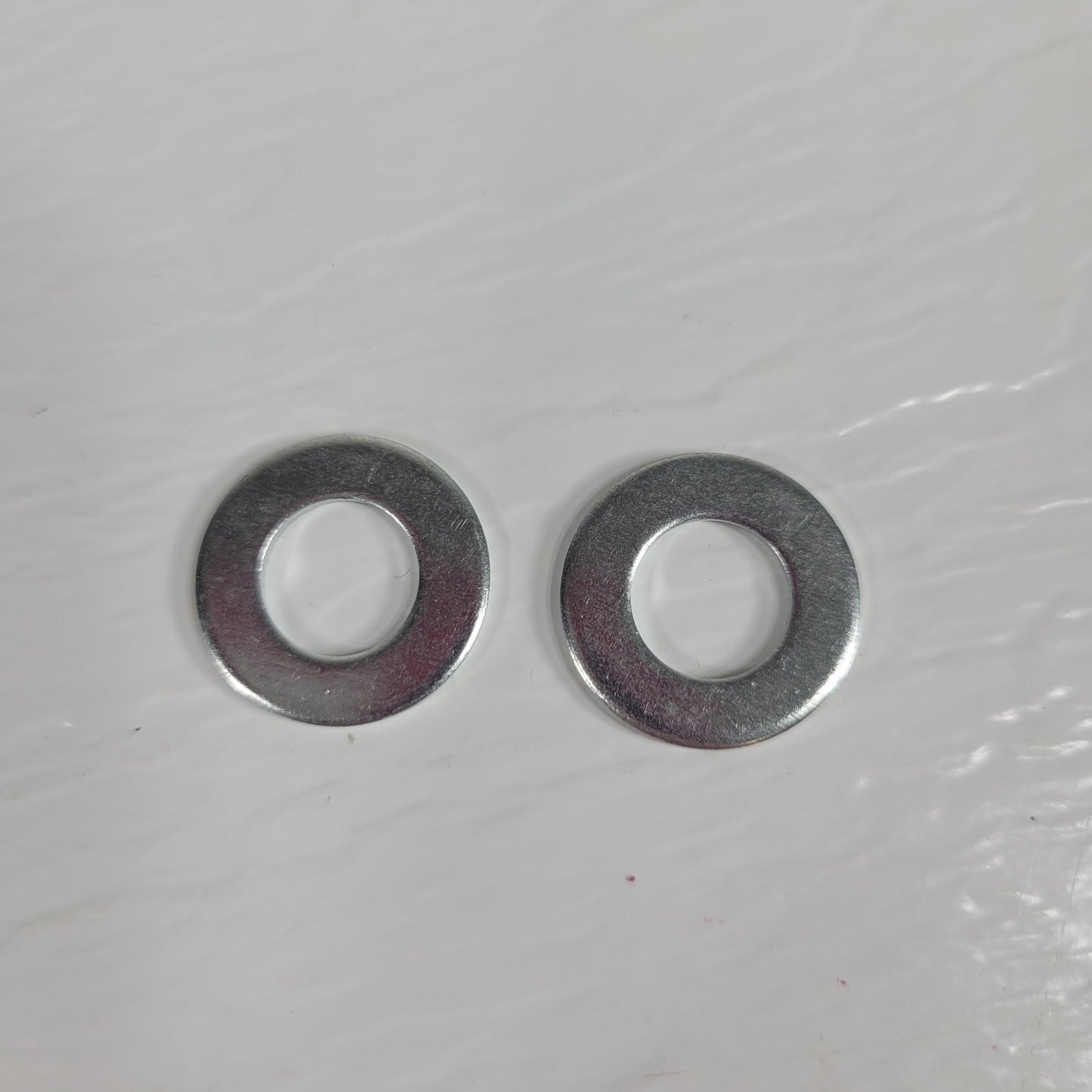 METALTECH IDCCDL001 Directional Lock with Bolts, Washers, and Instructions