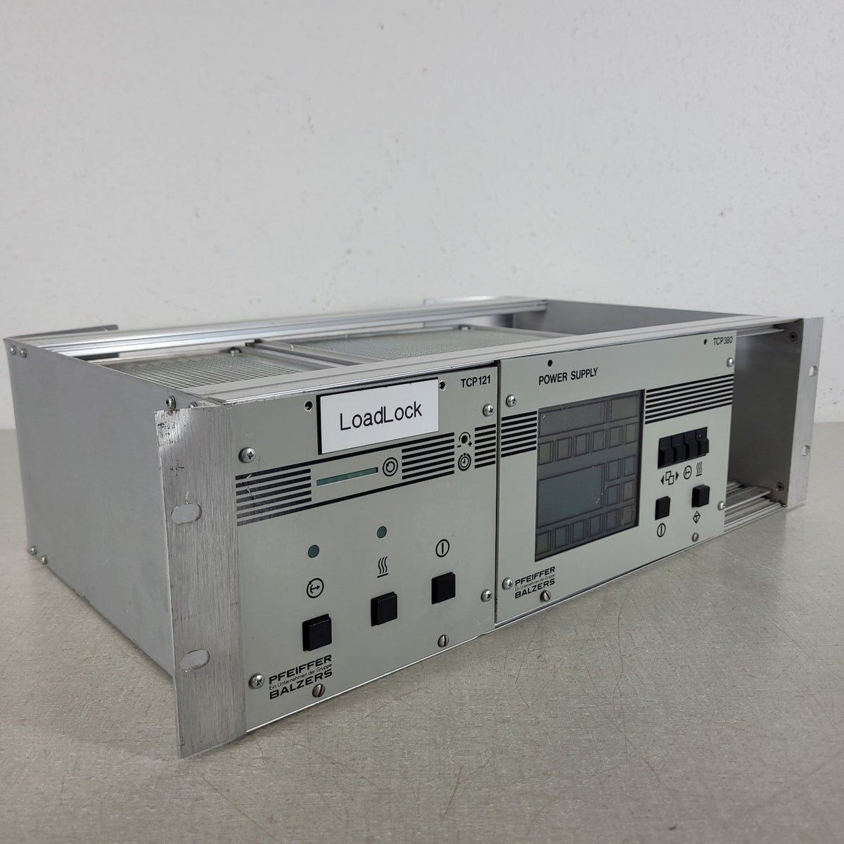 Pfeiffer Balzers TCP 380 TCP 121 Turbo Pump Controllers Dual Rack Power Supply