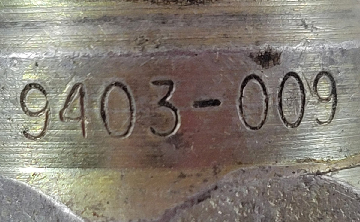 Parker 9403-009 3/8" Female Hydraulic Quick Connect Coupler Fitting