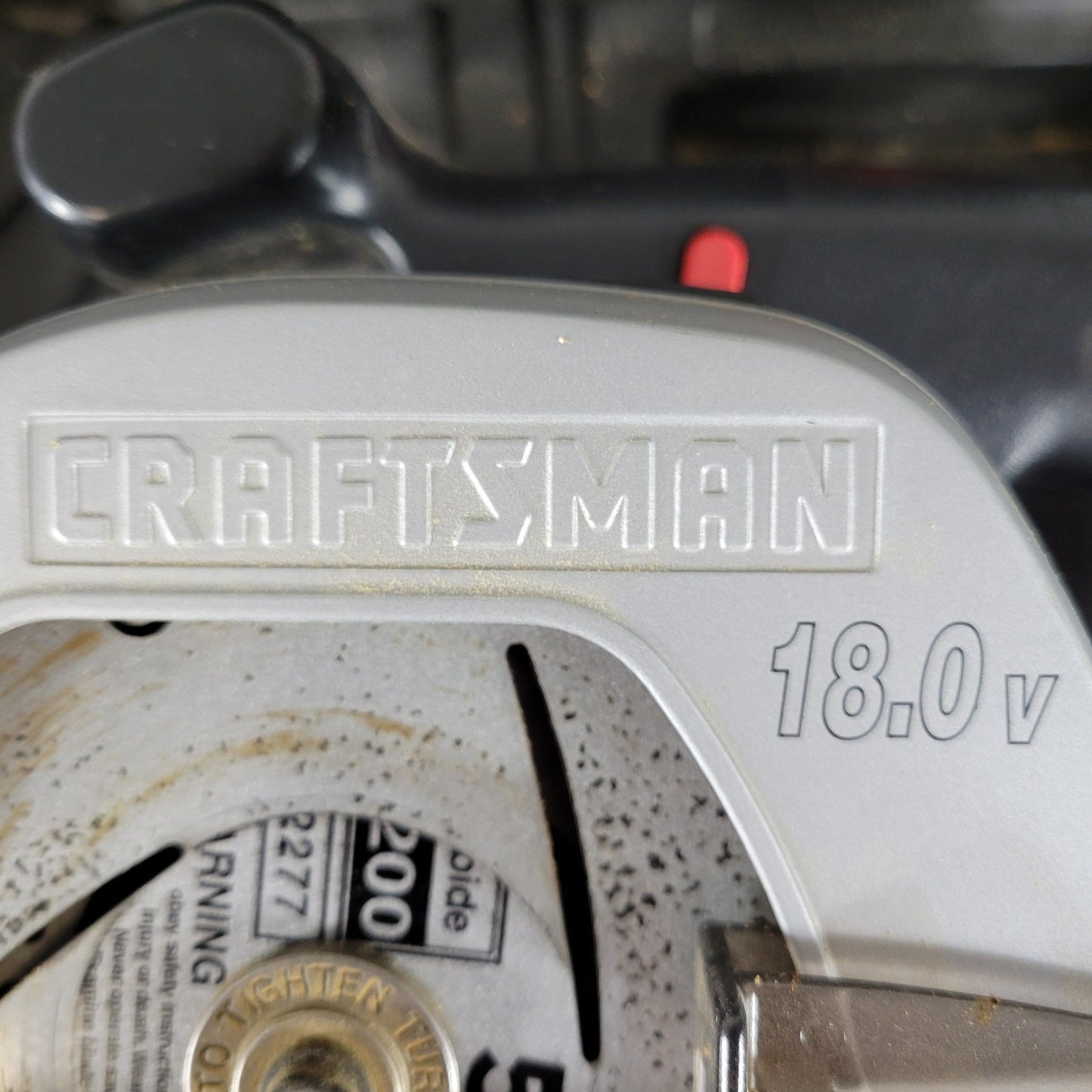 CRAFTSMAN 973113120 & 982137001 18V 5 1/2" DC Trim Saw And 18V Work Light