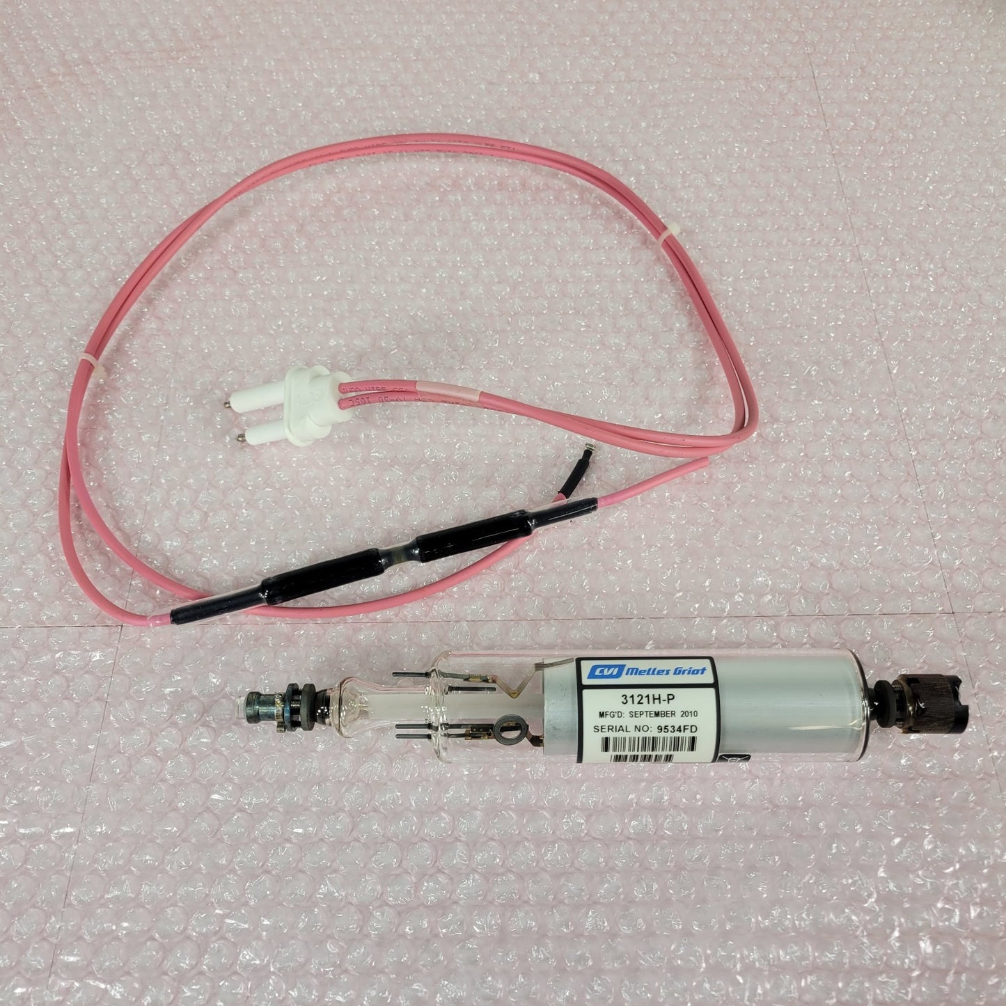 MELLES GRIOT 3121H-P Helium-Neon, HeNe, Testing Laser Tube for Optical Science