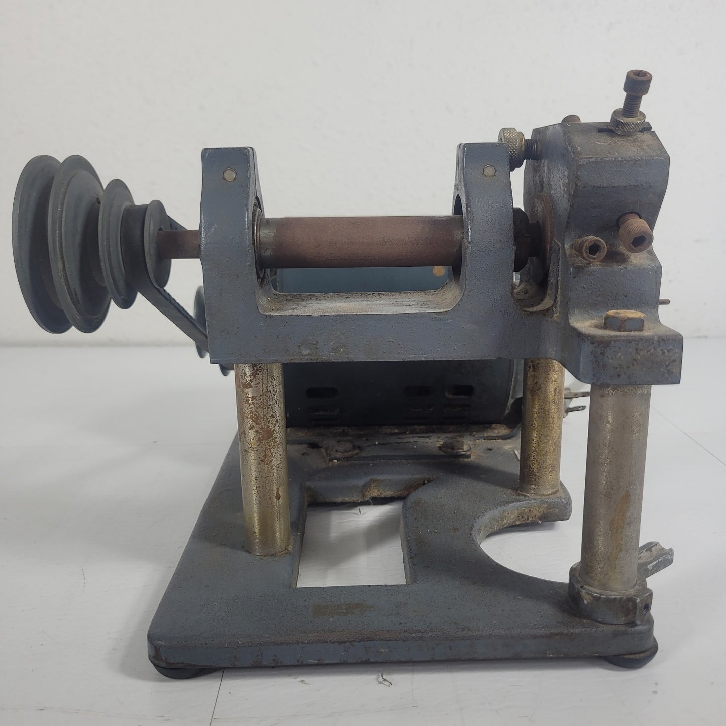Arthur H Thomas Wiley Mini Mill Laboratory Knife Grinder 1/4HP 115V Vintage