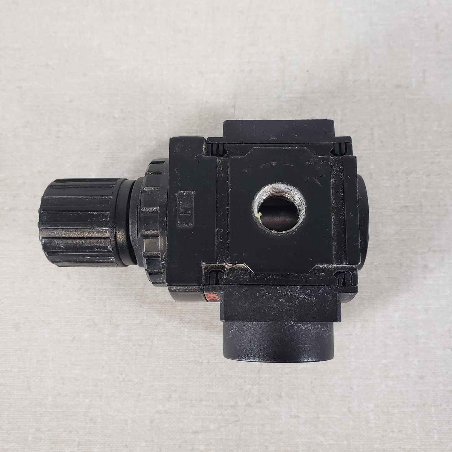 INGERSOLL RAND ARO R37121100 Relieving Pneumatic Regulator no Gauge