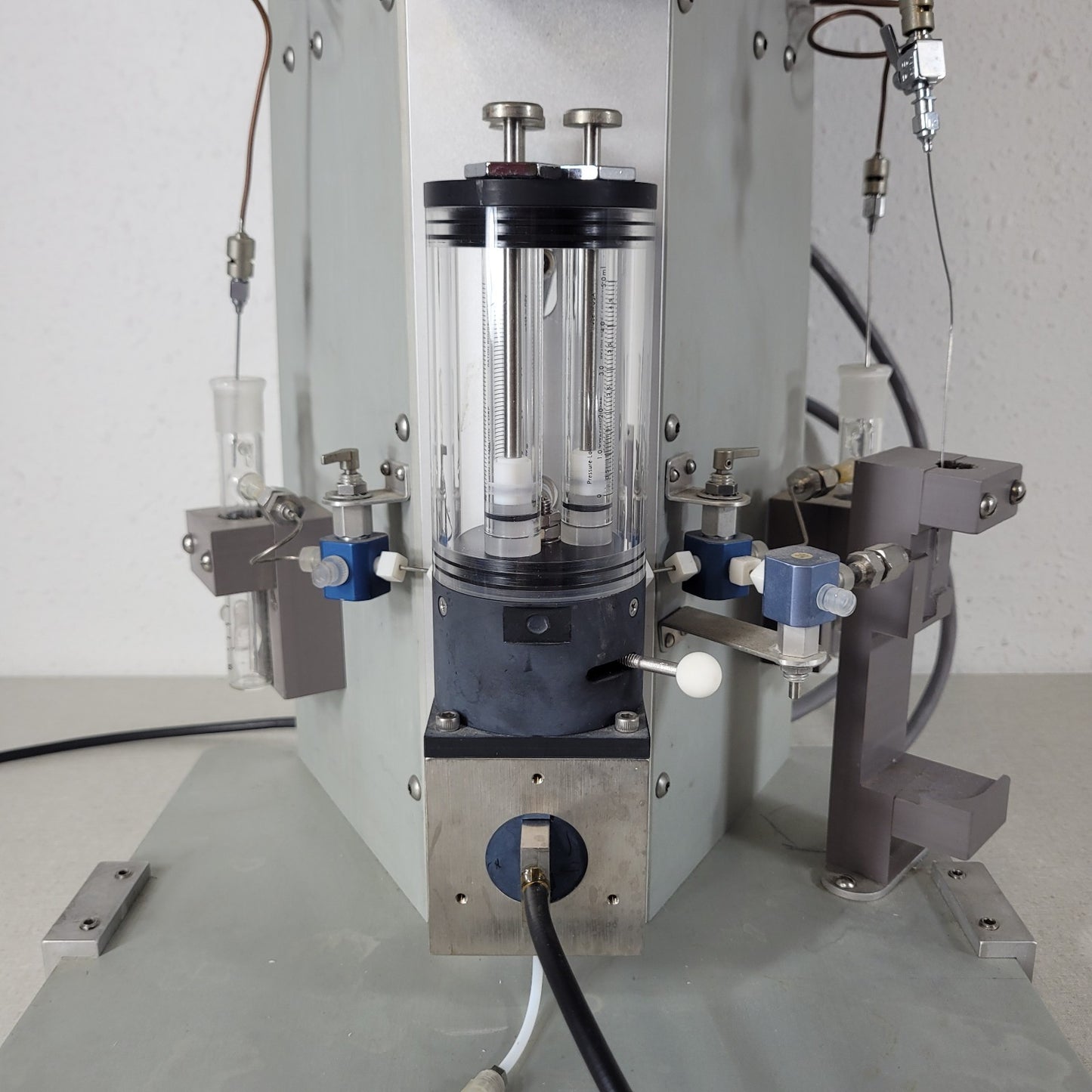 KinTek SF-2004 Stopped-Flow Rapid Kinetics Spectrometer System w/ Attachments