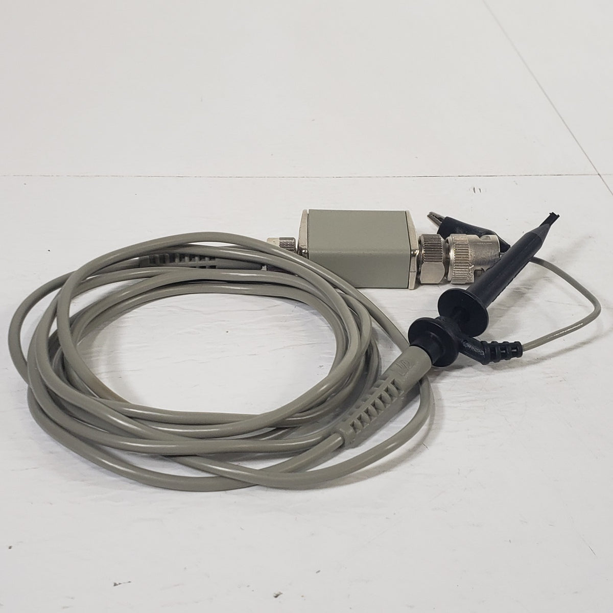 HP 10441A 10441-60001 500MHz 10:1 Oscilloscope Probe BNC w/ Ground Lead