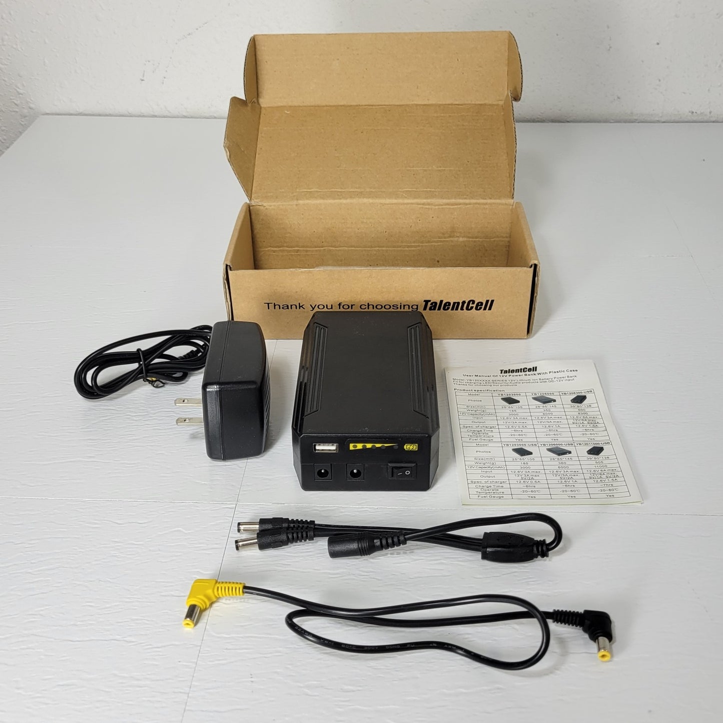 Talentcell YB1208300-USB Portable rechargeable Power Bank 8300mAh 12V 1.5A