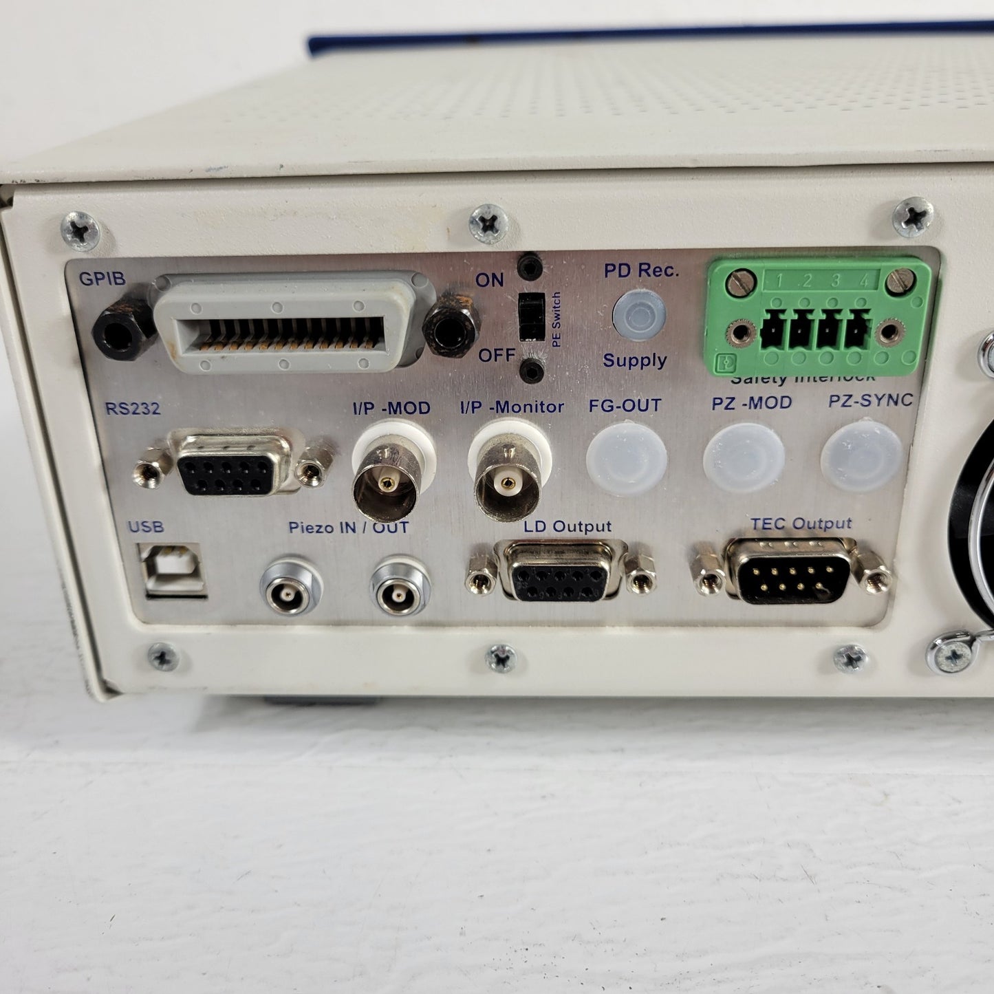 Sacher Lasertechnik Pilot PC 4000 Laser Diode Controller Photodiode Temperature
