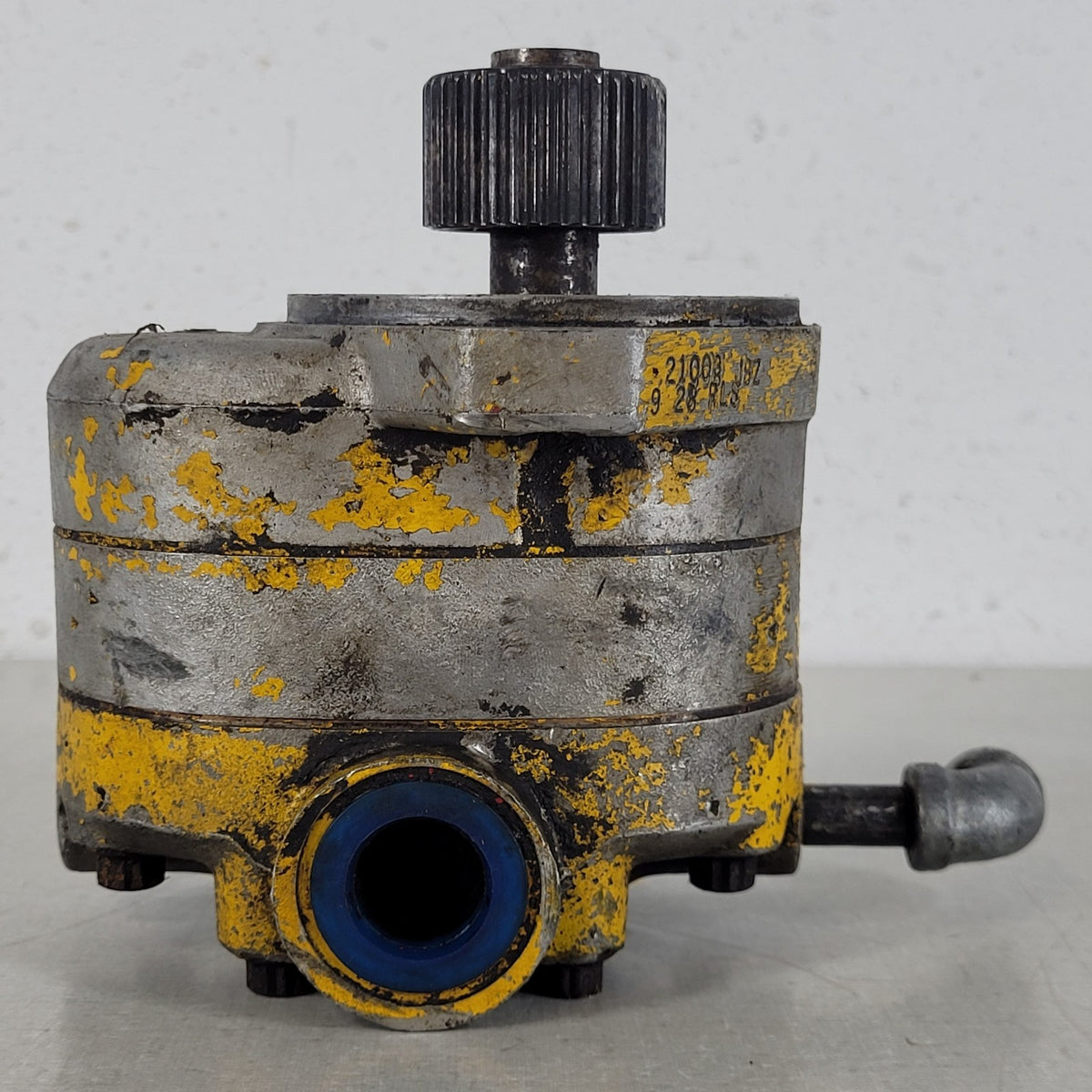 Untested 21003JBZ 21006-3C Industrial Hydraulic Gear Pump 2-Port Inlet Outlet