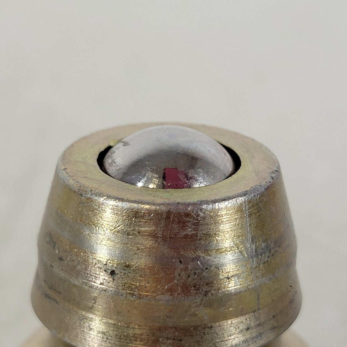 Pioneer 5060-4 1/2" NPTF John Deere Male Hydraulic Quick Coupler Tip