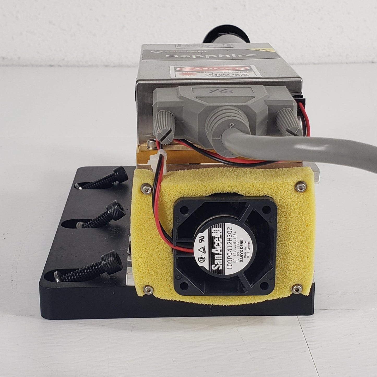 TESTED Coherent Sapphire 561-50 561nm 50mW CW OPSL Laser w/ Controller & PSU