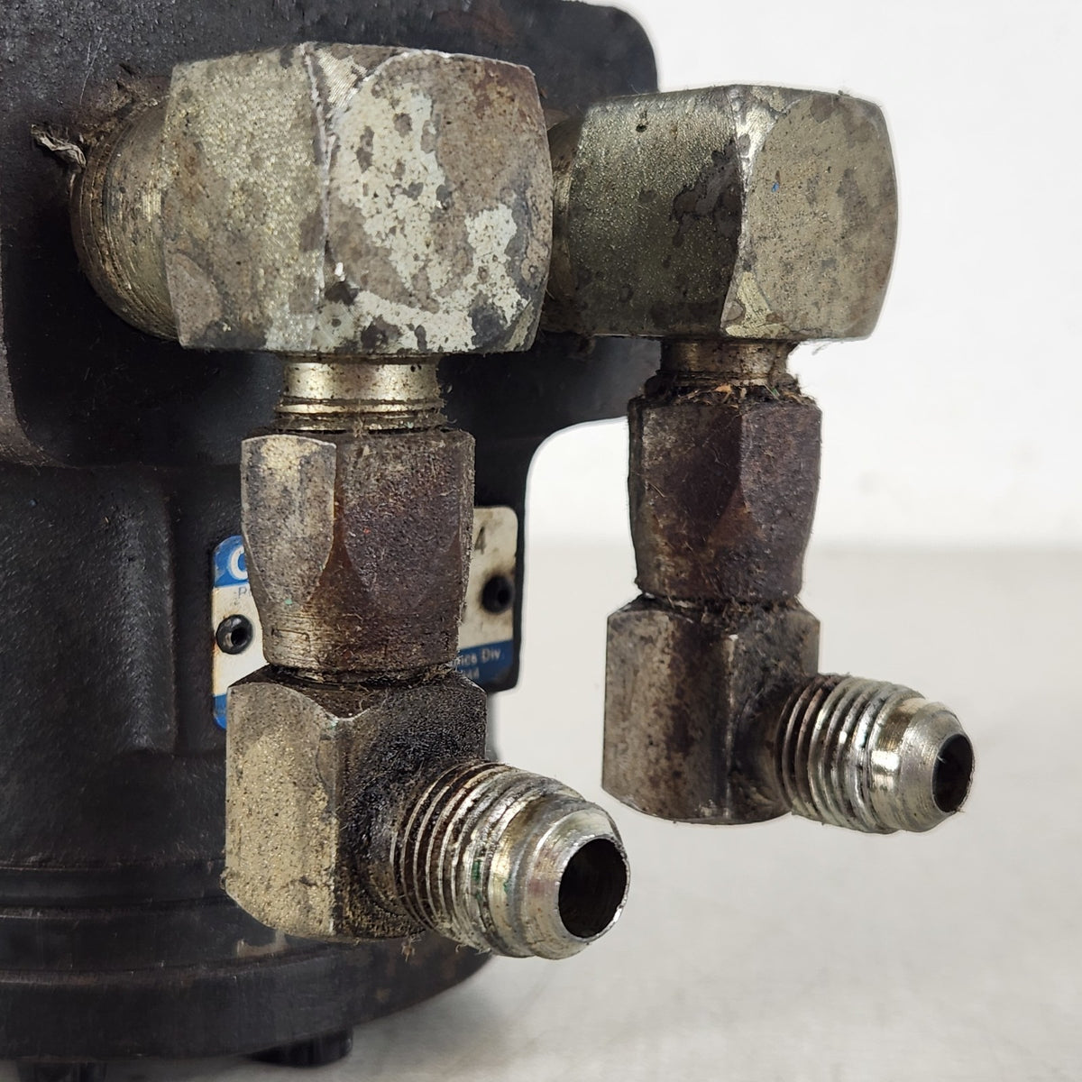 EATON 101-1001-000 Char-Lynn H-Series LSHT Hydraulic Motor Untested