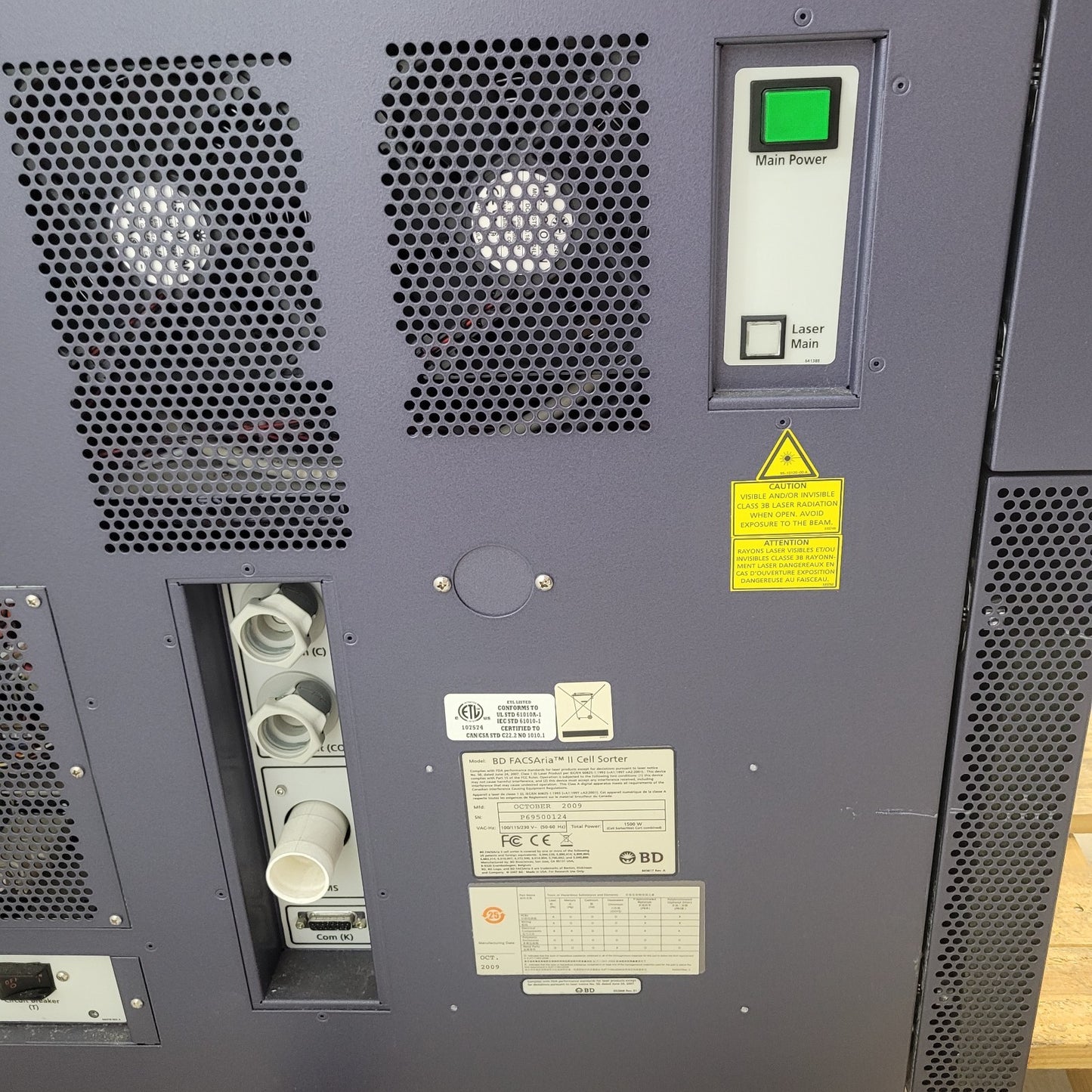 BD Biosciences FACSAria II Cell Sorter Multi-Laser w/ FACSDiva PC Powers On