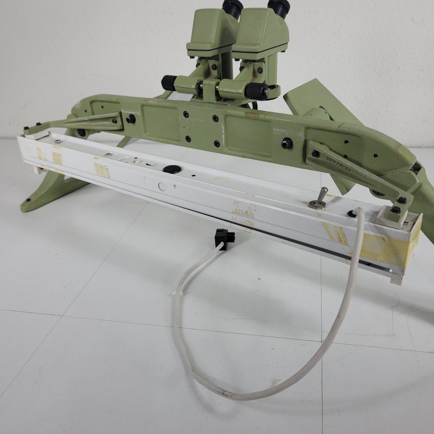 Cartographic Engineering 4X Scanning Mirror Stereoscope Aerial Viewer w/ Case