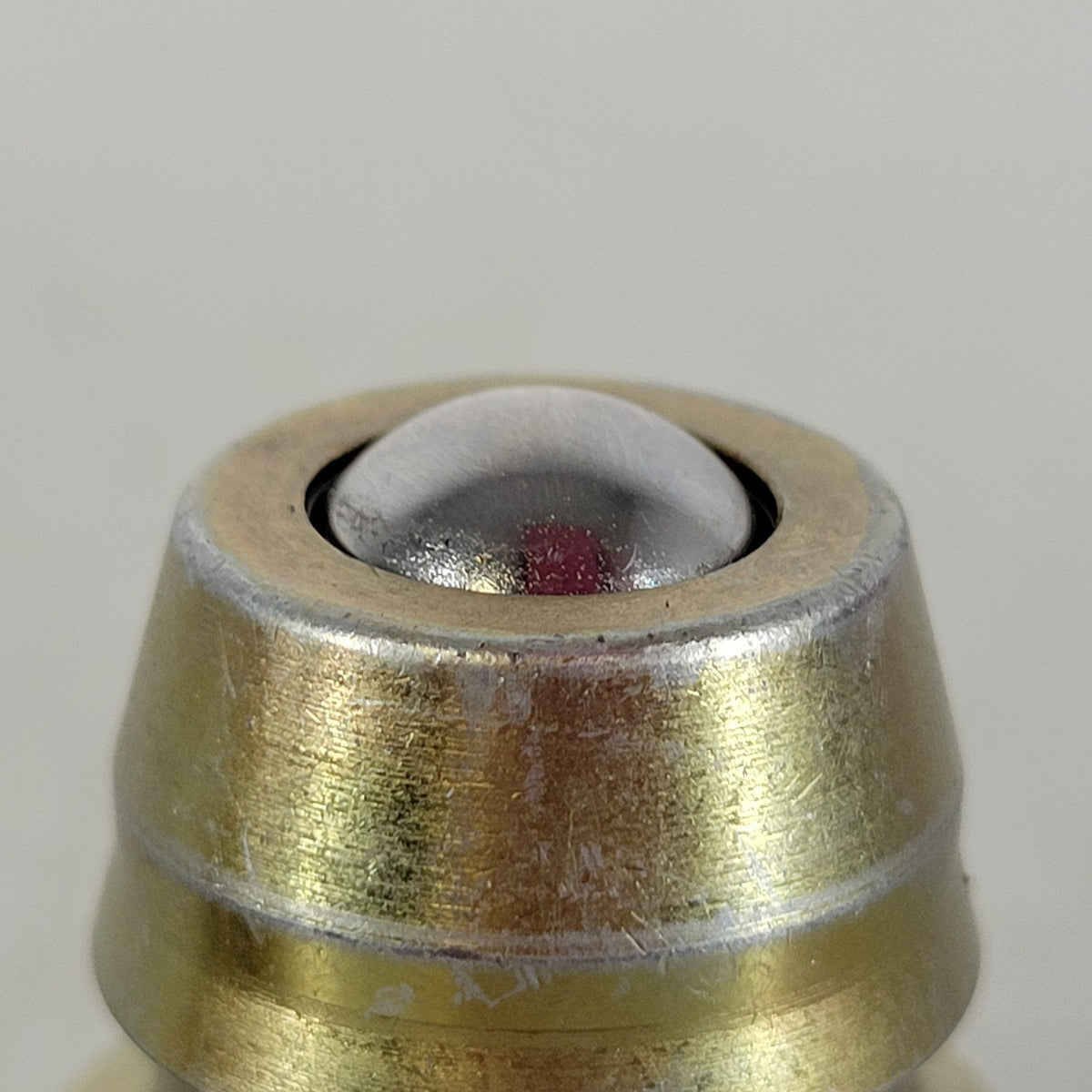 Parker Pioneer 4060-4 1/2" Hydraulic Adapter ISO Tip to Old John Deere Coupler