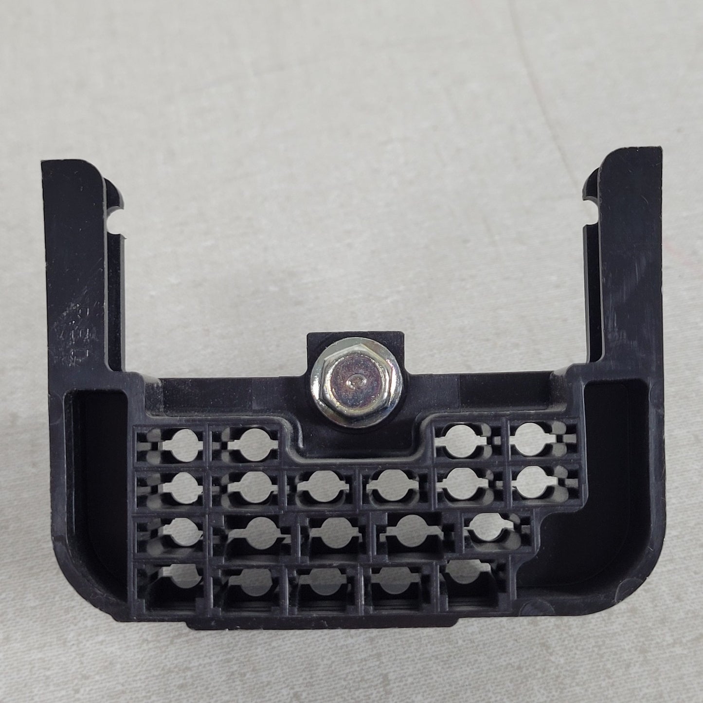 Delphi Aptiv 8917253 Automotive Male Connector Assembly CONN 56/59 20W Terminal